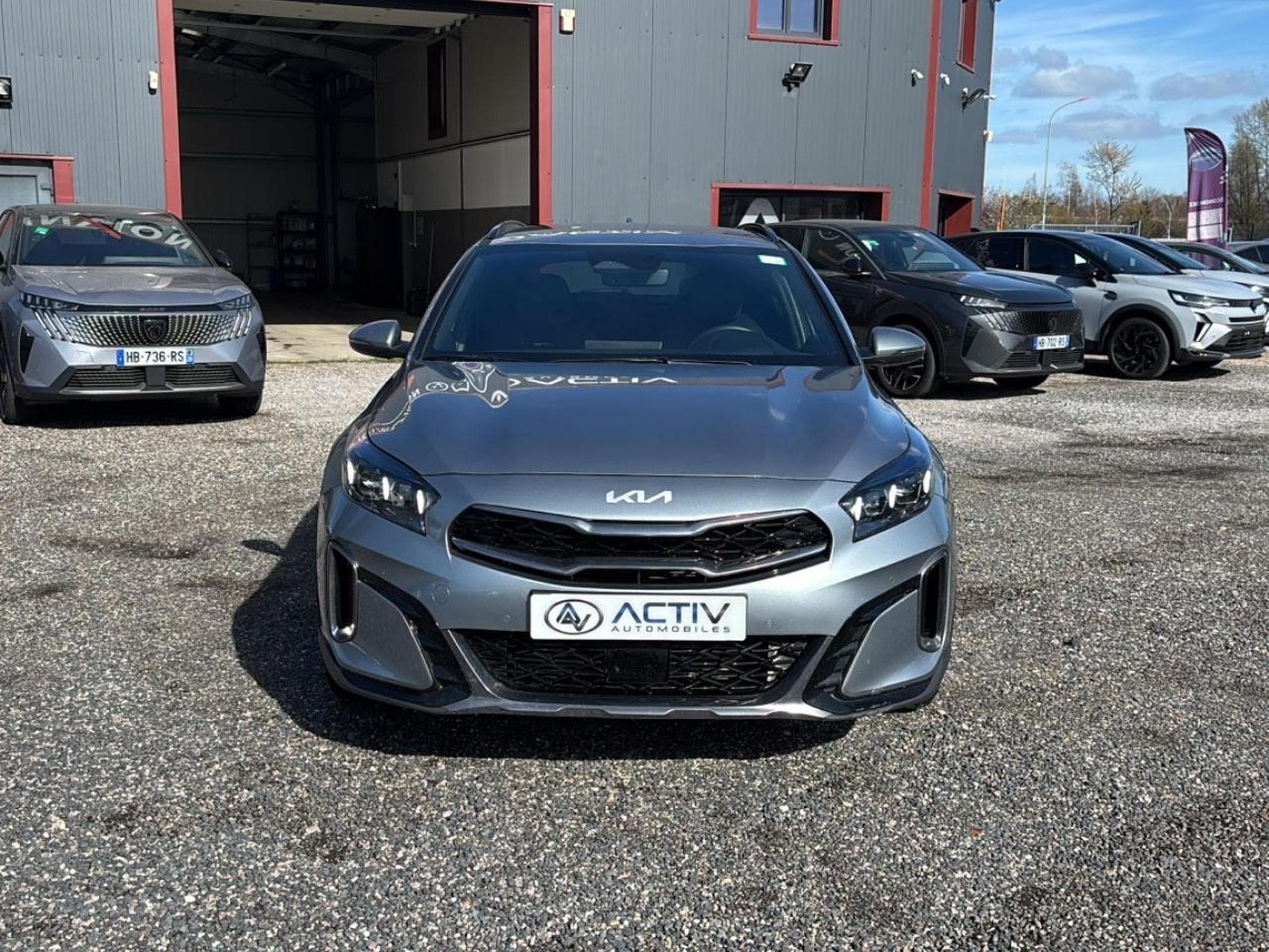 Kia XCEED 1.5 T-GDI 140 GT-LINE PREMIUM DCT7 (2024) - Photo 2