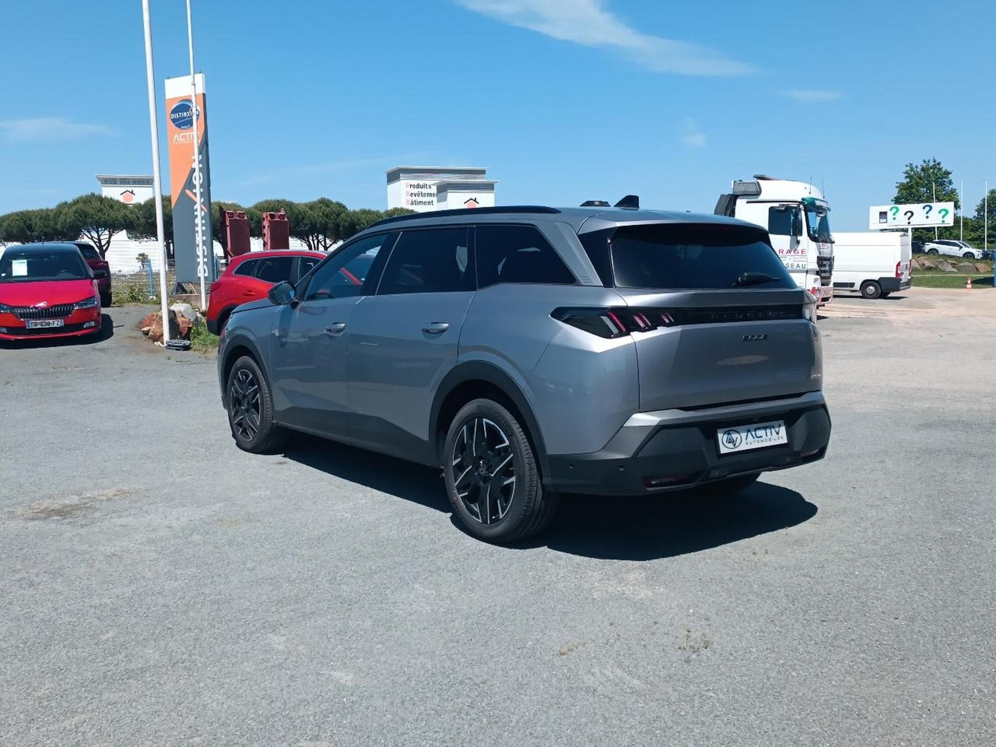 Peugeot 5008 HYBRID 145 ALLURE E-DCS6 (2025) - Photo 7