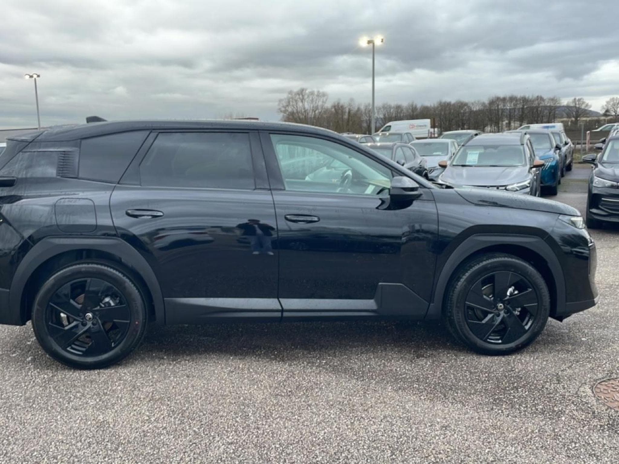 Citroen C5 AIRCROSS 1.2 HYBRIDE 145 PLUS BOITE AUTOMATIQUE (2026) - Foto 4