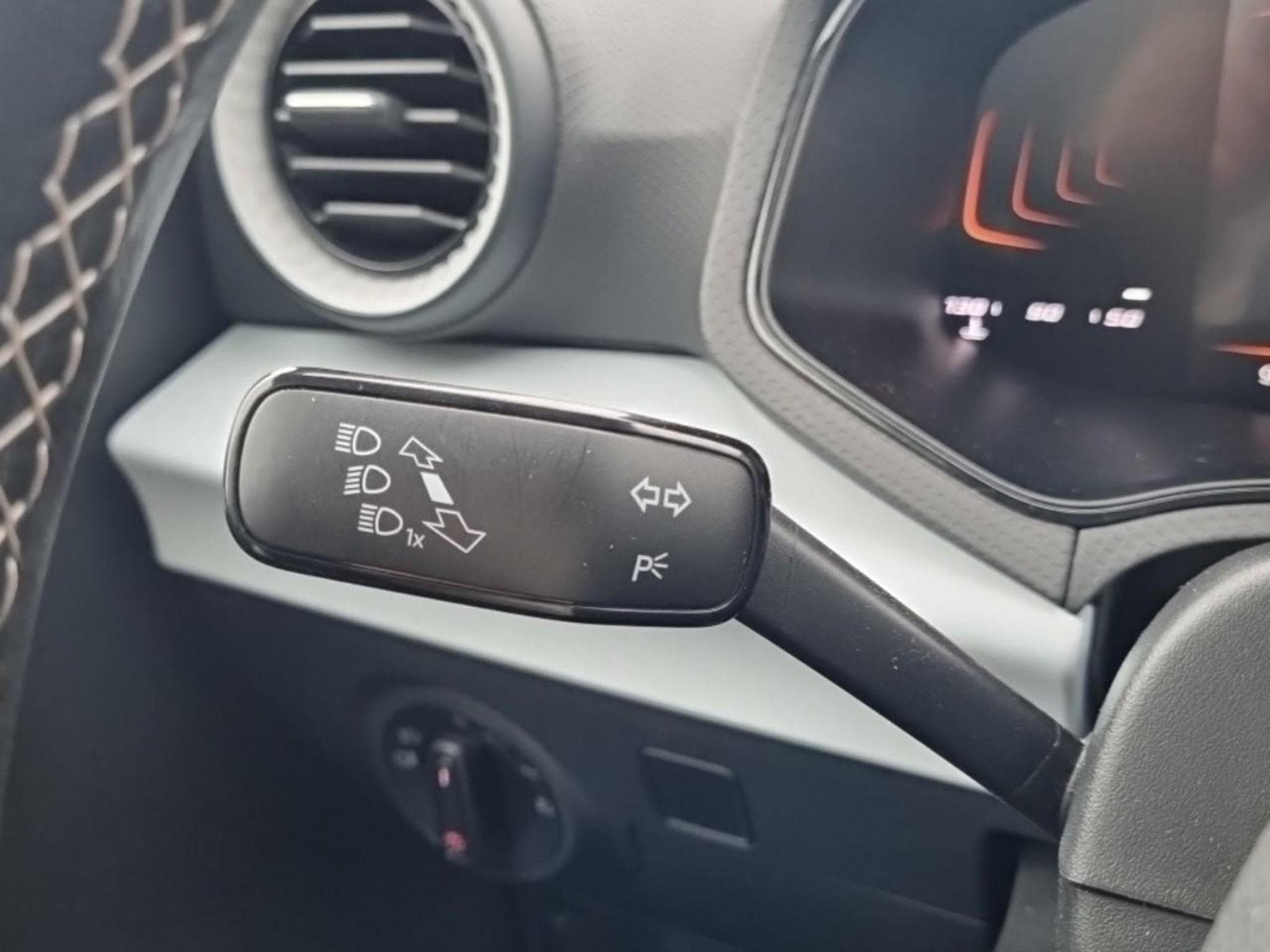 Seat IBIZA 1.0 TSI 95 COPA (2025) - Foto 17