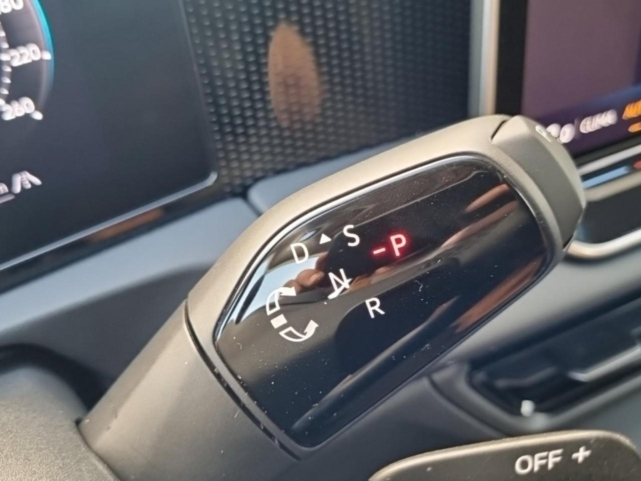 VW TIGUAN 1.5 ETSI 150 LIFE DSG7 (2025) - Photo 20
