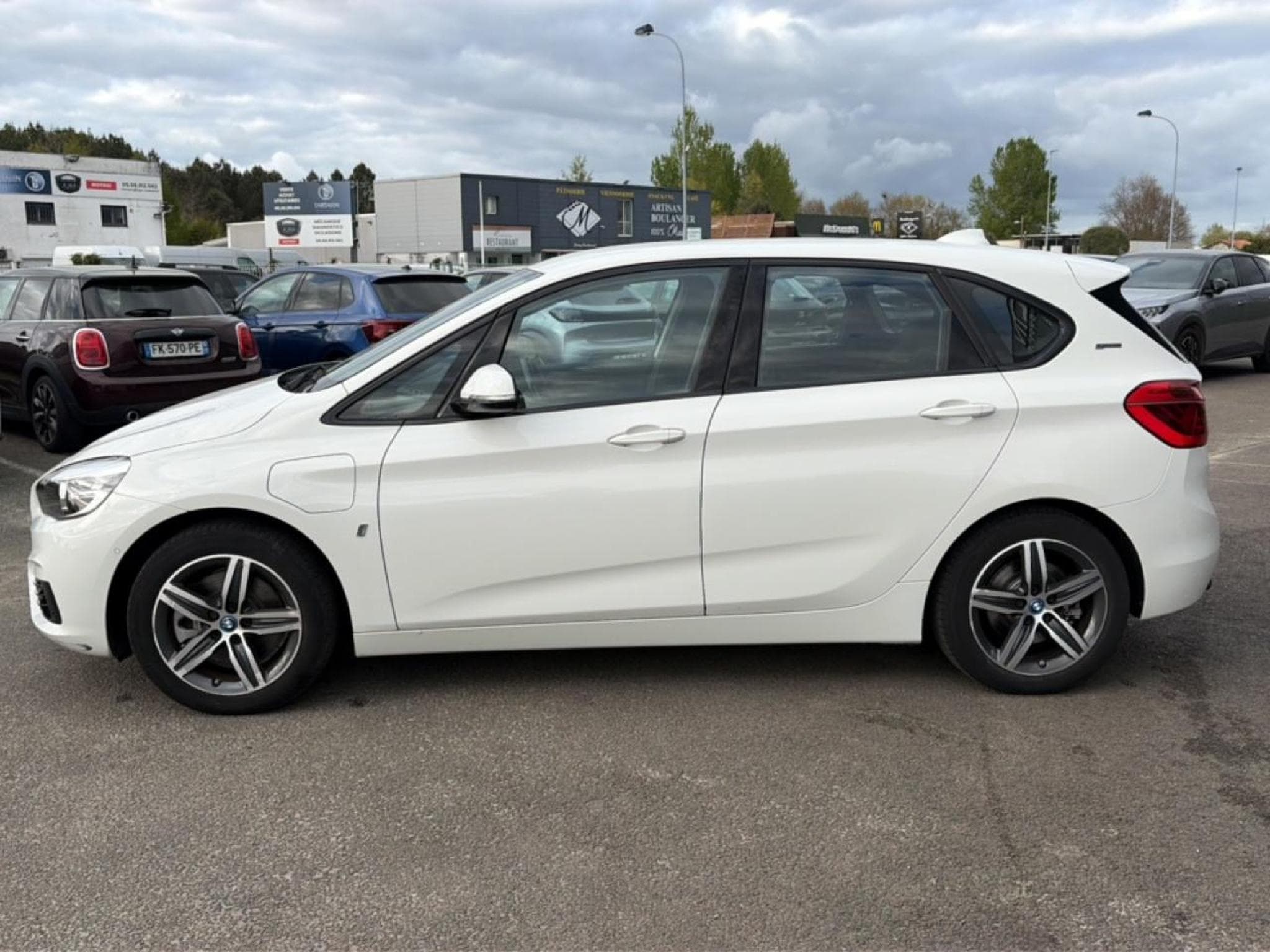 Bmw SERIE 2 ACTIVETOURER (F45) 225XEA 224 BUSINESS (2017) - Foto 8