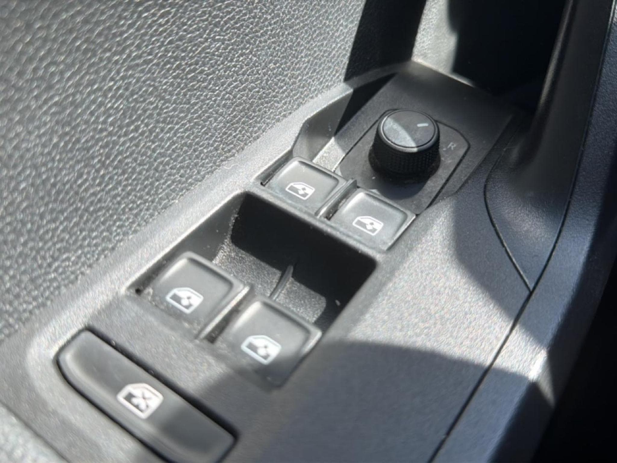 Seat IBIZA 1.0 MPI 80 STYLE BUSINESS (2023) - Photo 16