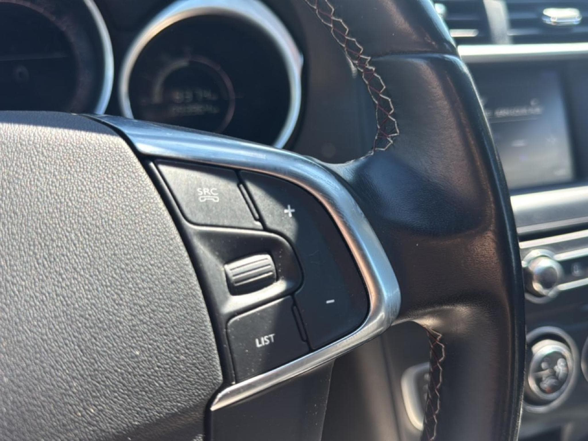 DS Automobiles DS4 BLUEHDI 180 PERFORMANCE LINE EAT6 (2017) - Photo 19