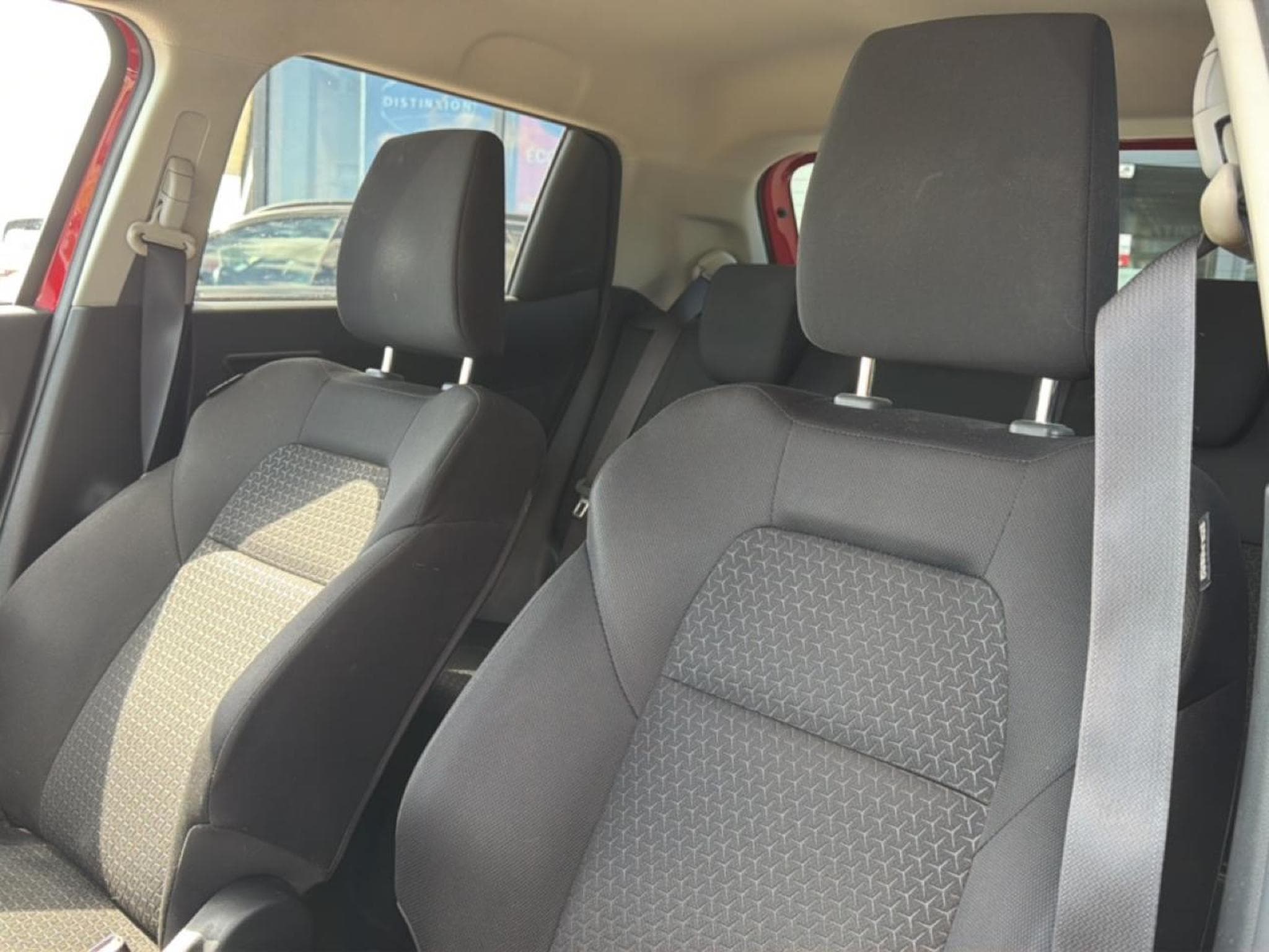 Suzuki SWIFT 1.2 DUALJET 90 PRIVILEGE (2018) - Photo 12