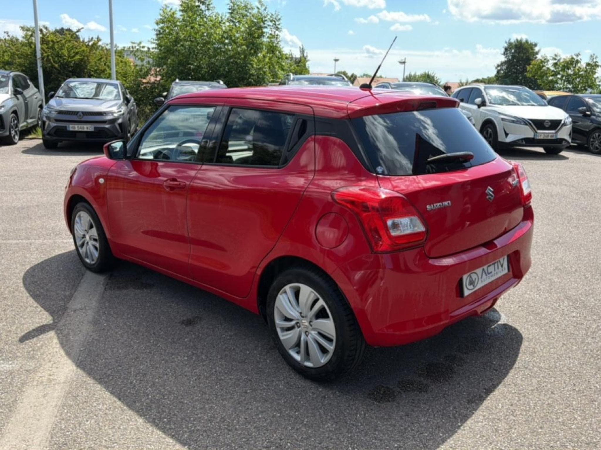 Suzuki SWIFT 1.2 DUALJET 90 PRIVILEGE (2018) - Photo 7
