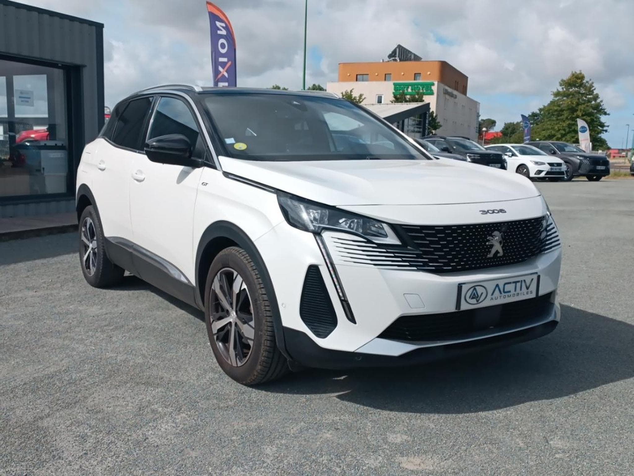 Peugeot 3008 1.5 BLUEHDI 130 GT EAT8 (2021) - Photo 3