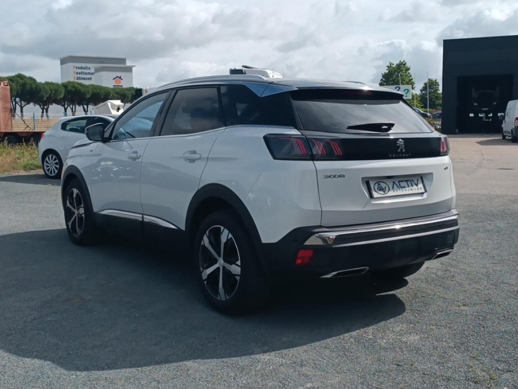 Peugeot 3008 1.5 BLUEHDI 130 GT EAT8 (2021) - Photo 7