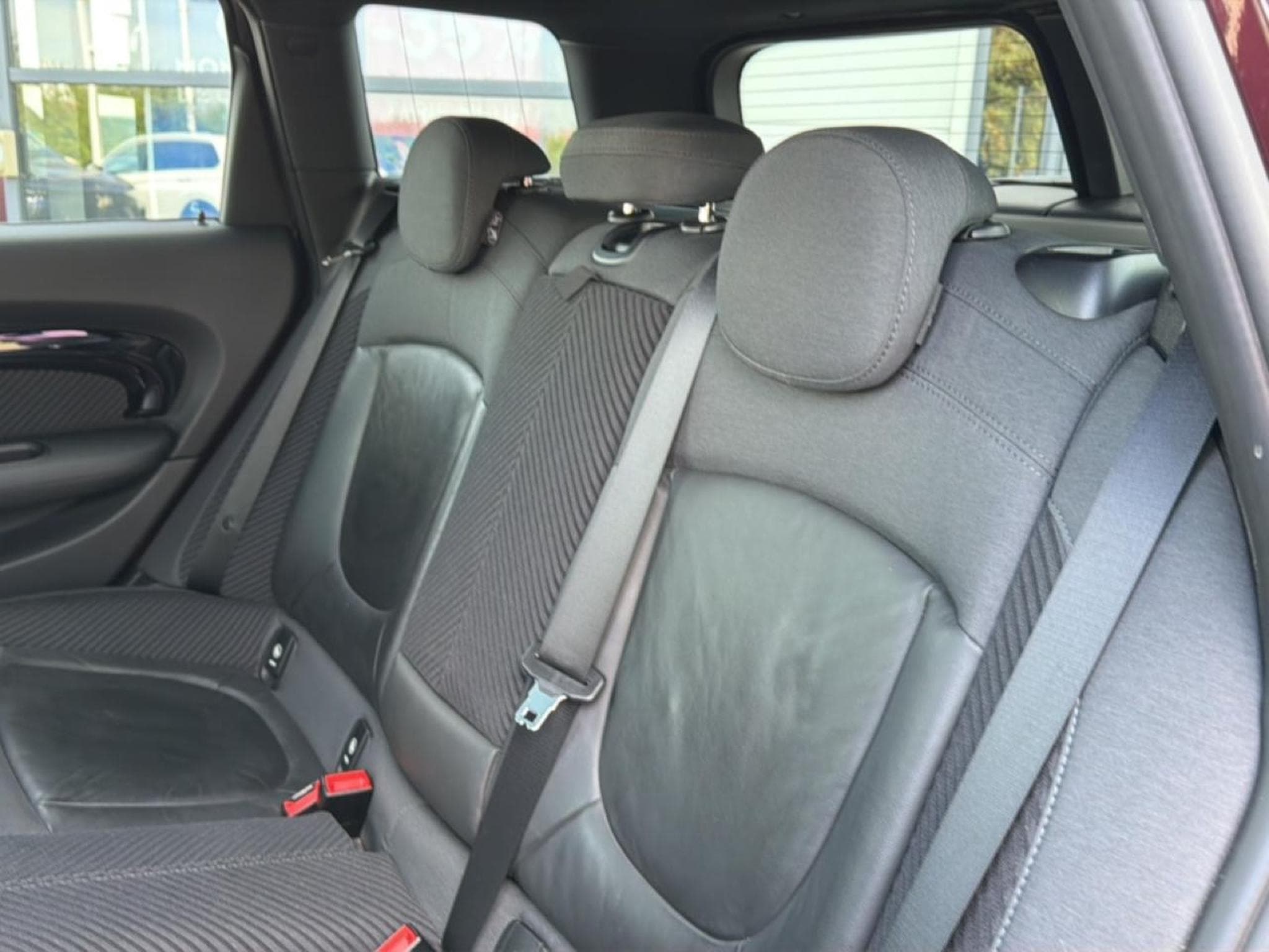 Mini CLUBMAN COOPER SD 190 ALL4 BVA (2016) - Photo 13