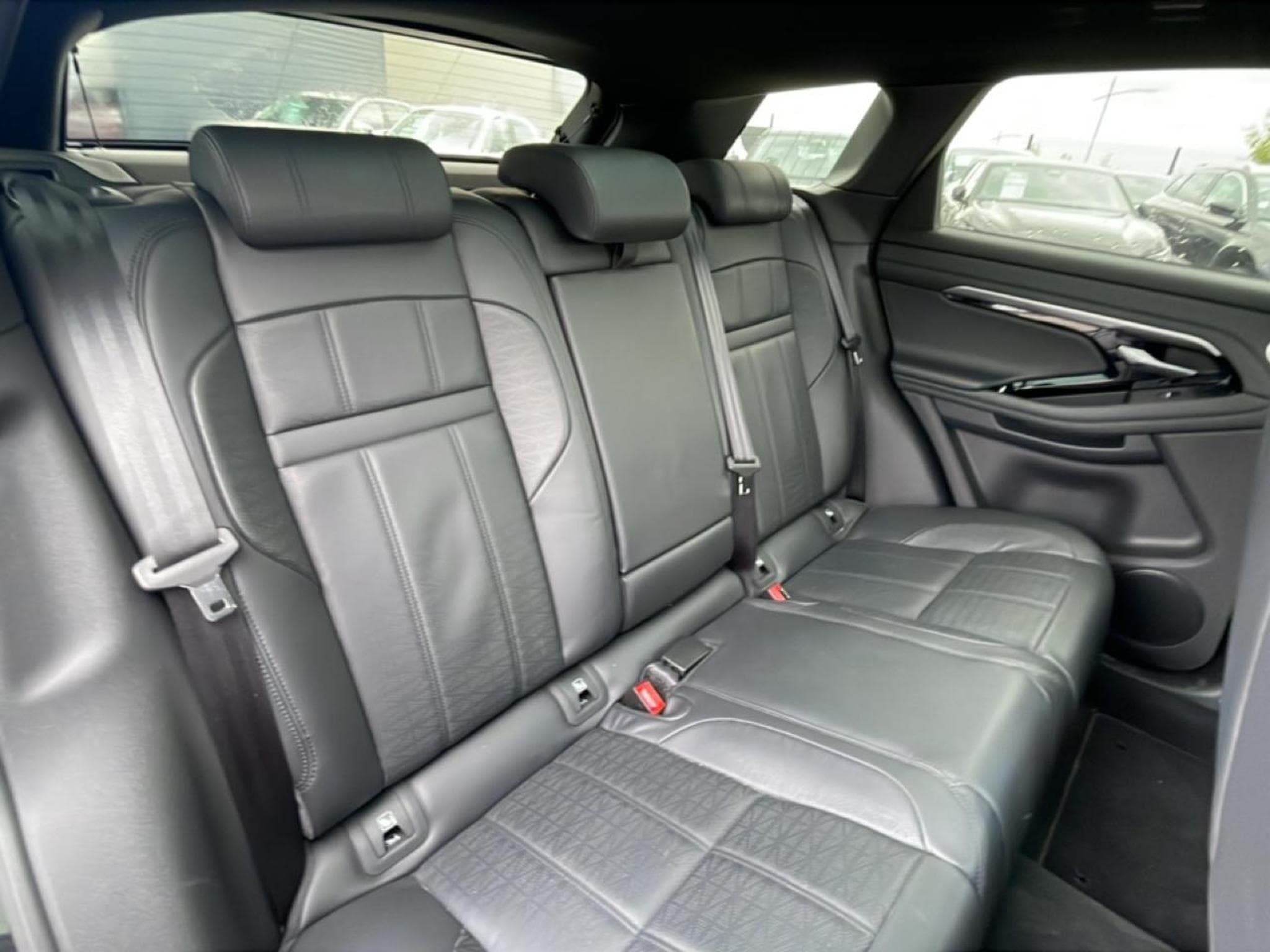 Land-Rover RANGE ROVER EVOQUE 2.0 P 250 R-DYNAMIC HSE AWD BVA (2020) - Photo 16