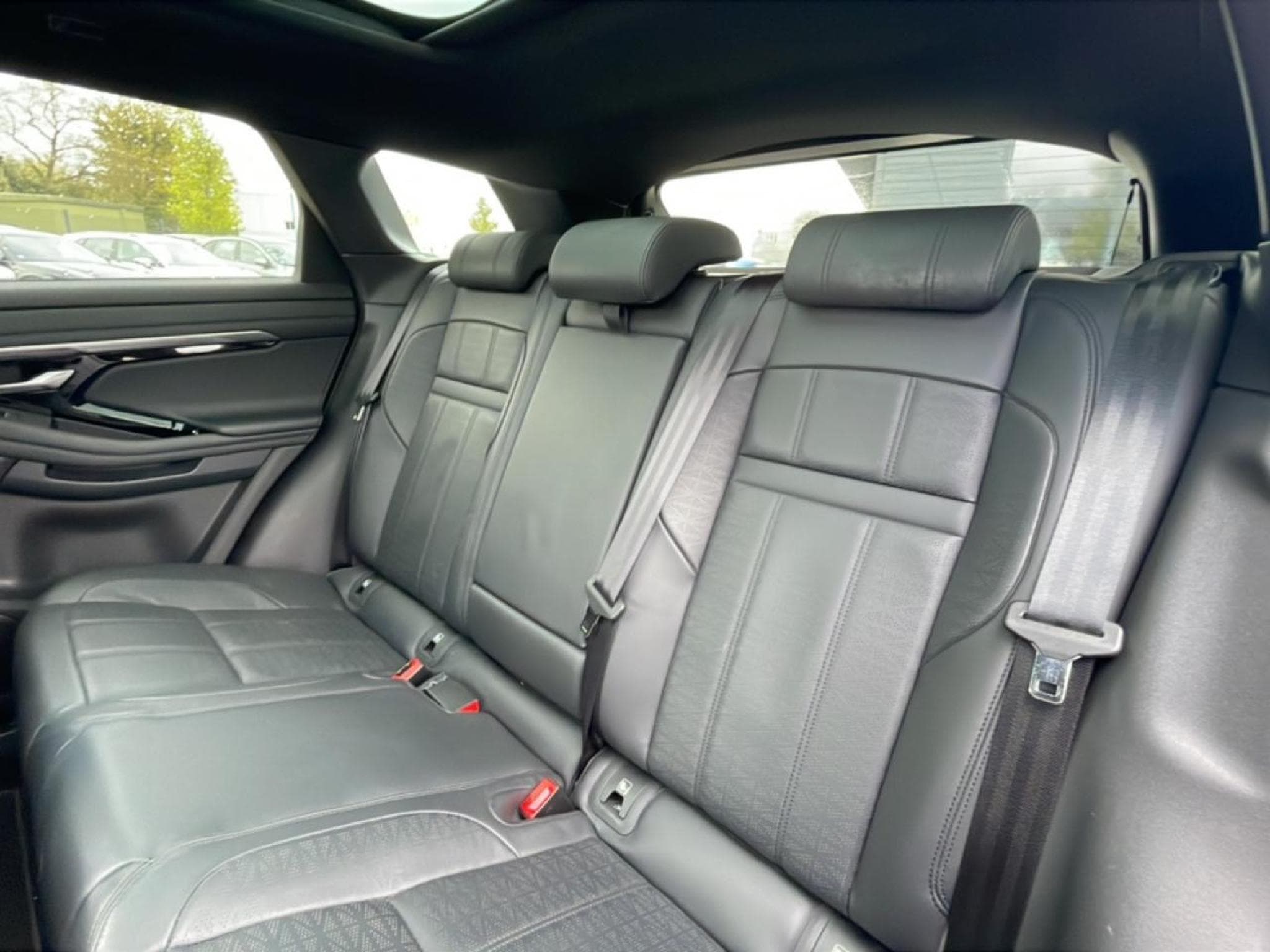 Land-Rover RANGE ROVER EVOQUE 2.0 P 250 R-DYNAMIC HSE AWD BVA (2020) - Photo 17