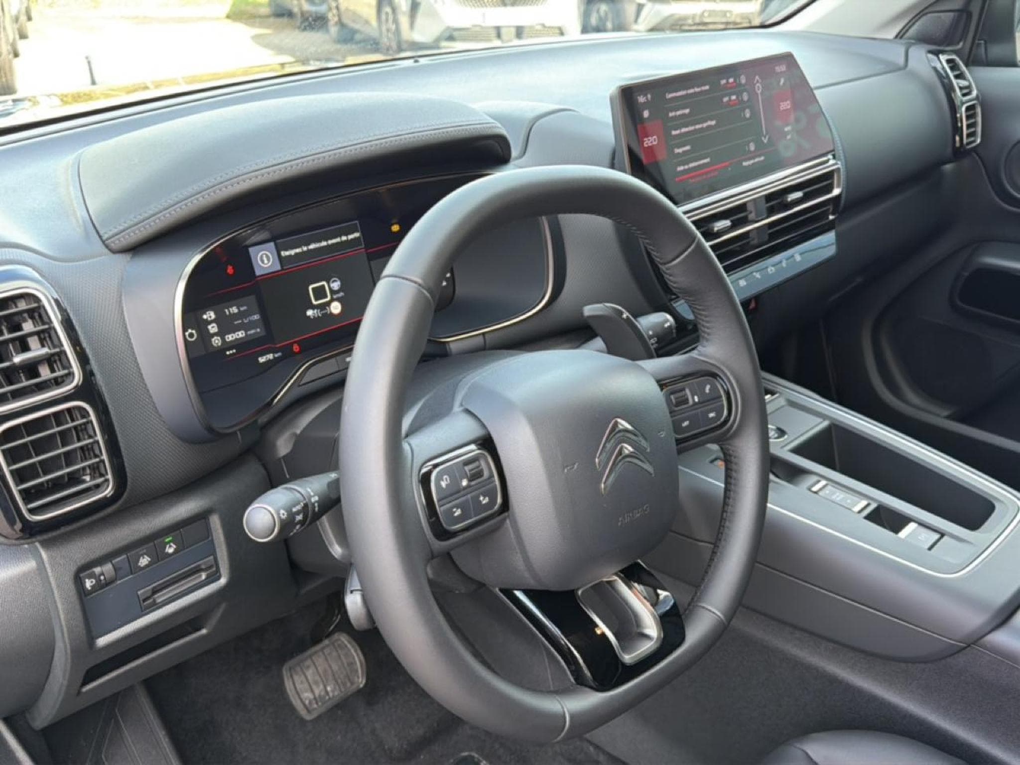 Citroen C5 AIRCROSS 1.5 BLUEHDI 130 MAX BOITE AUTOMATIQUE (2025) - Photo 12