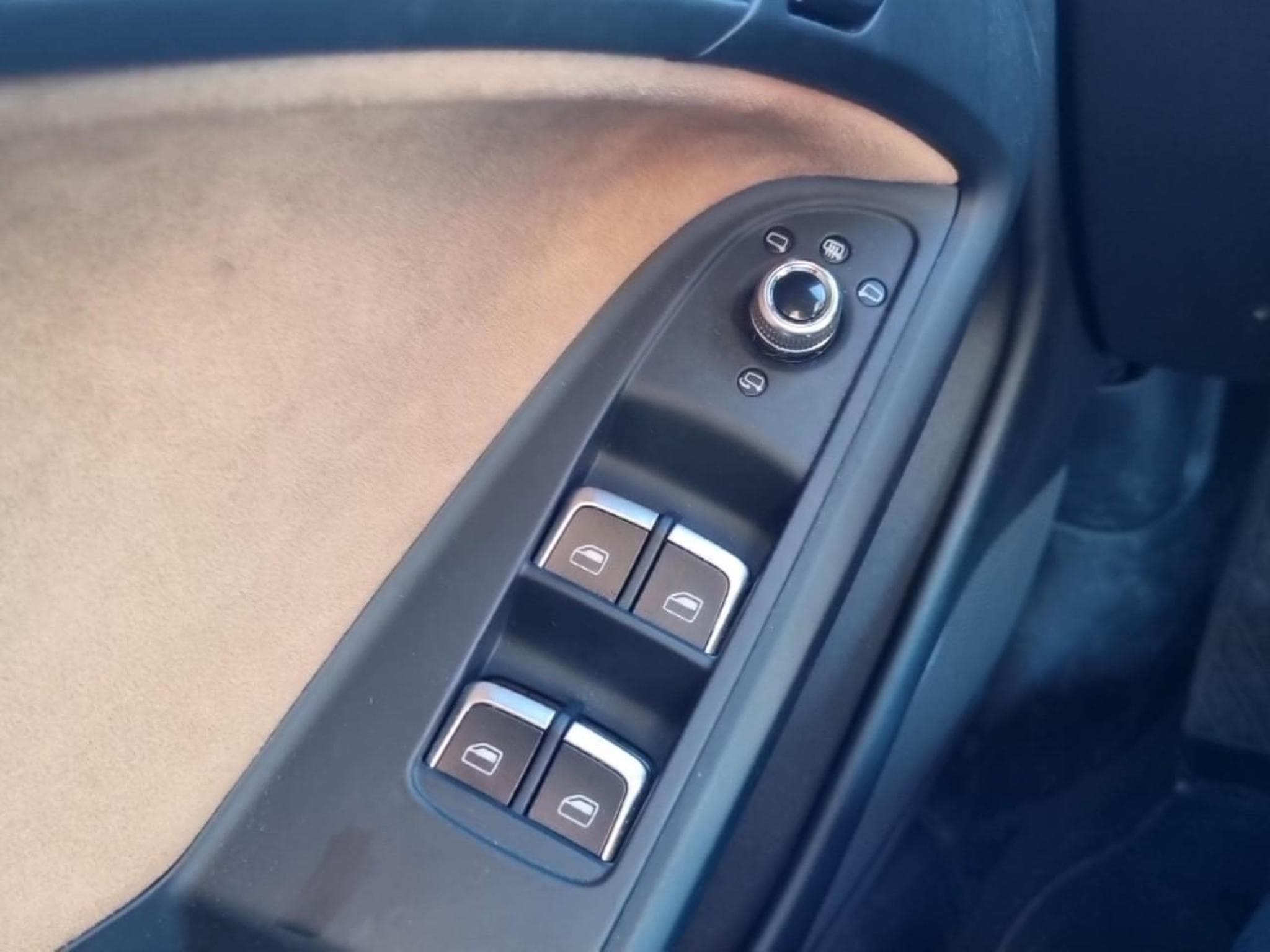 Audi A5 CABRIOLET 1.8 TFSI 177 AMBIENTE MULTITRONIC (2016) - Photo 19