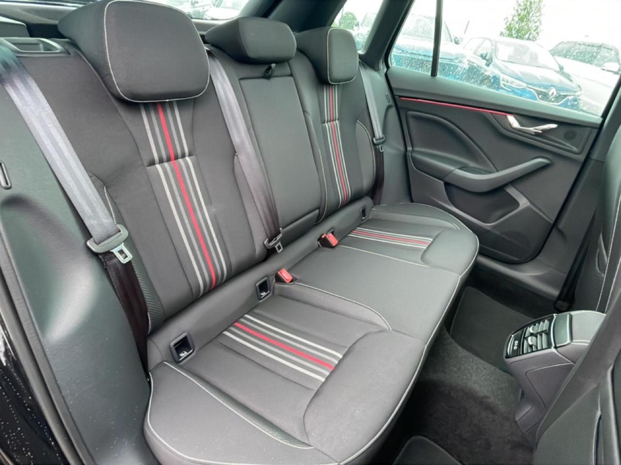 Skoda KAMIQ 1.0 TSI EVO 2 116 MONTE CARLO DSG7 (2026) - Photo 16