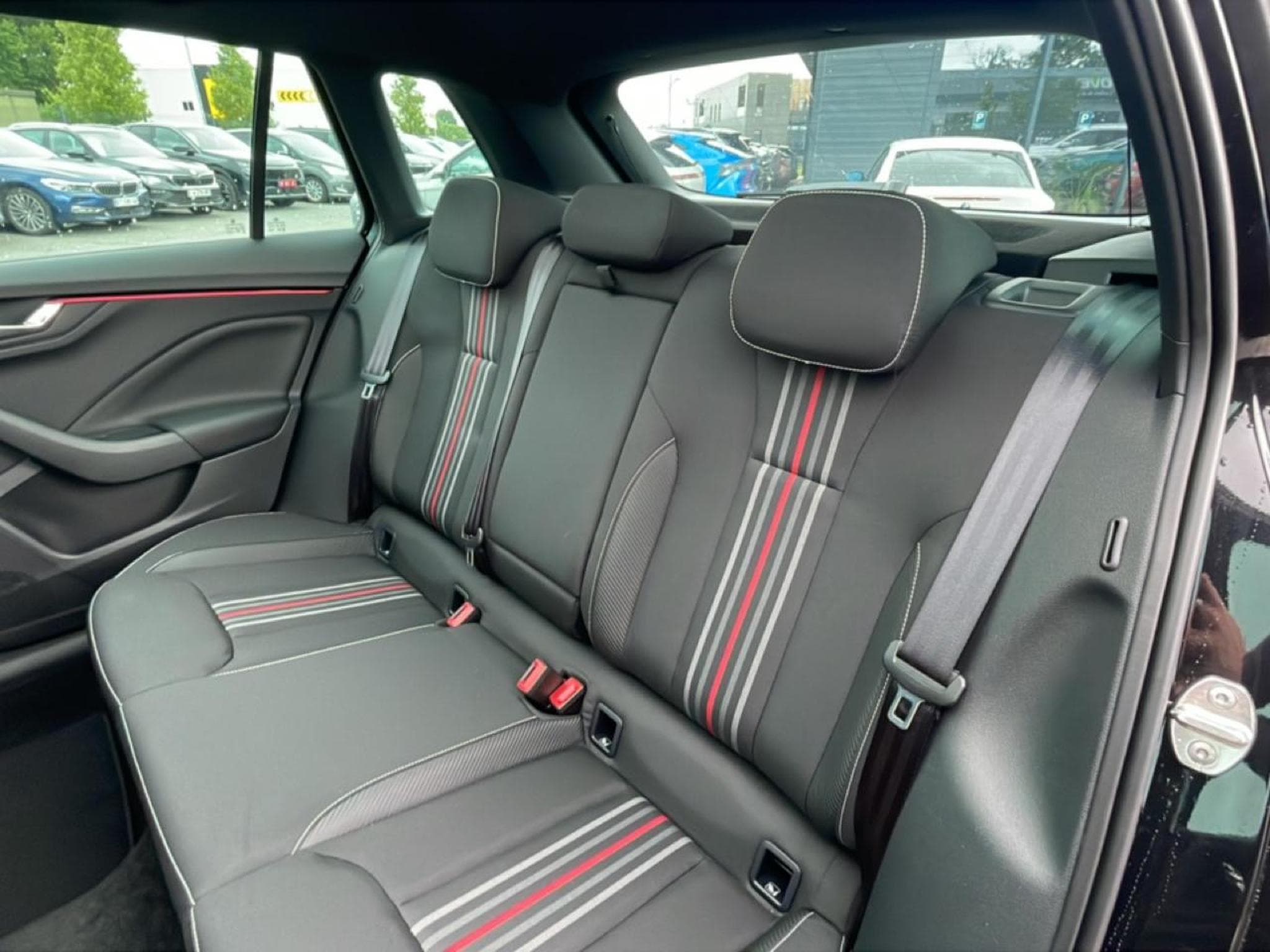 Skoda KAMIQ 1.0 TSI EVO 2 116 MONTE CARLO DSG7 (2026) - Photo 17