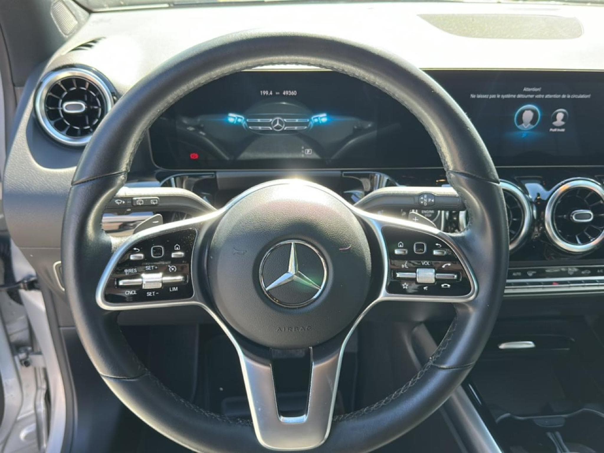 Mercedes GLA 200 163 PROGRESSIVE LINE 7G-DCT (2022) - Photo 18
