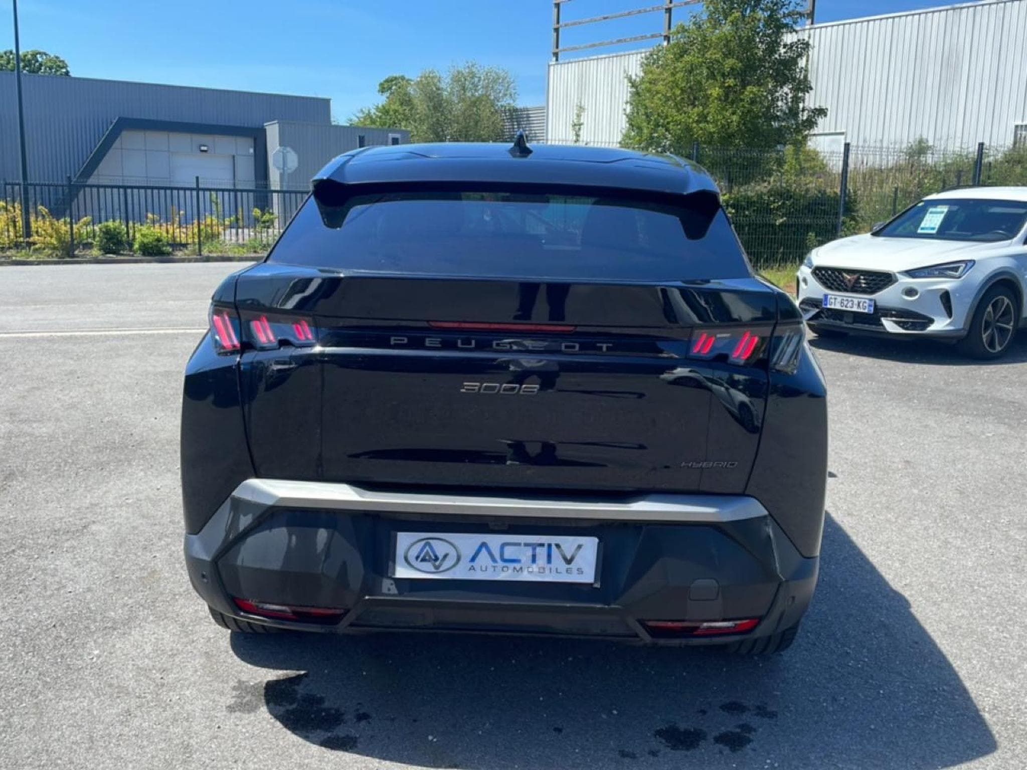 Peugeot 3008 1.2 HYBRID 145 ALLURE E-DCS6 (2025) - Photo 6