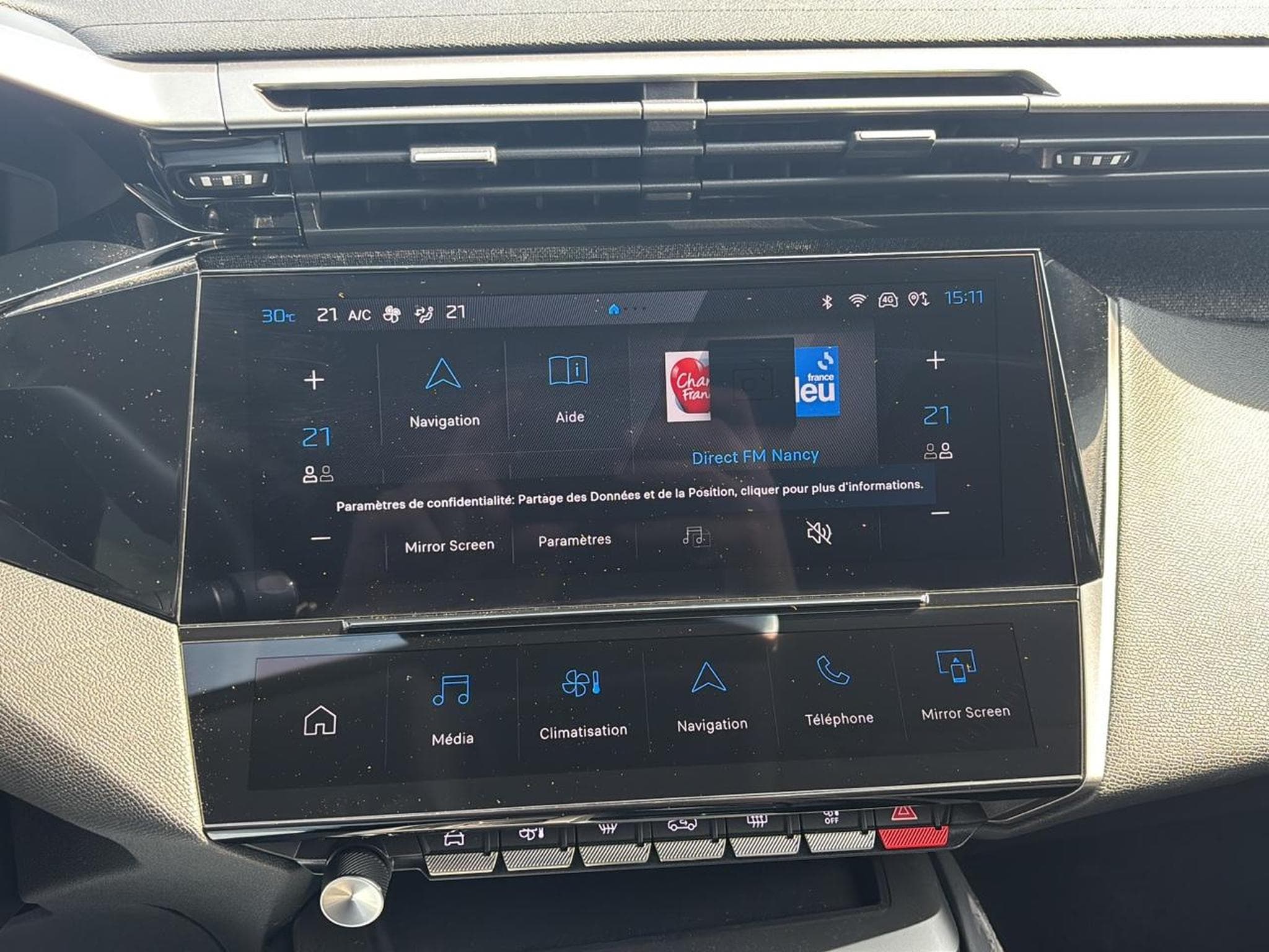 Peugeot 408 1.2 PURETECH 130 ALLURE EAT8 (2024) - Photo 18