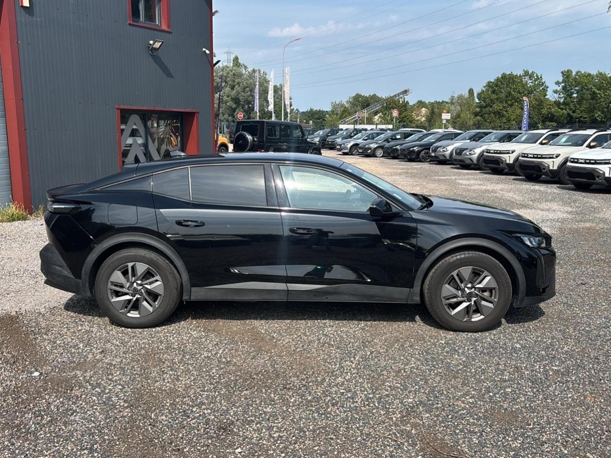 Peugeot 408 1.2 PURETECH 130 ALLURE EAT8 (2024) - Photo 4
