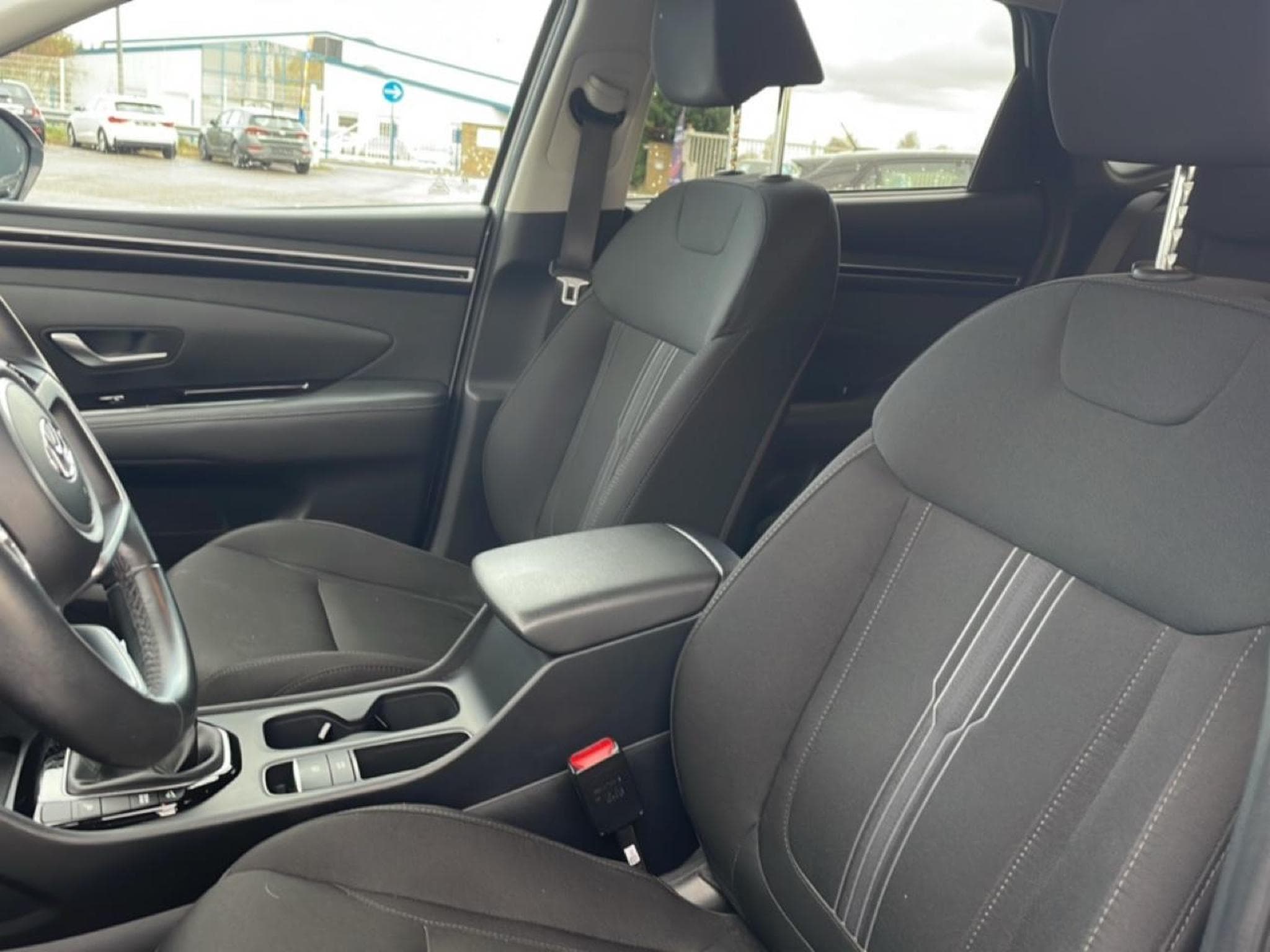 Hyundai TUCSON 1.6 T-GDI 150 HYBRID 48V CREATIVE (2022) - Photo 12
