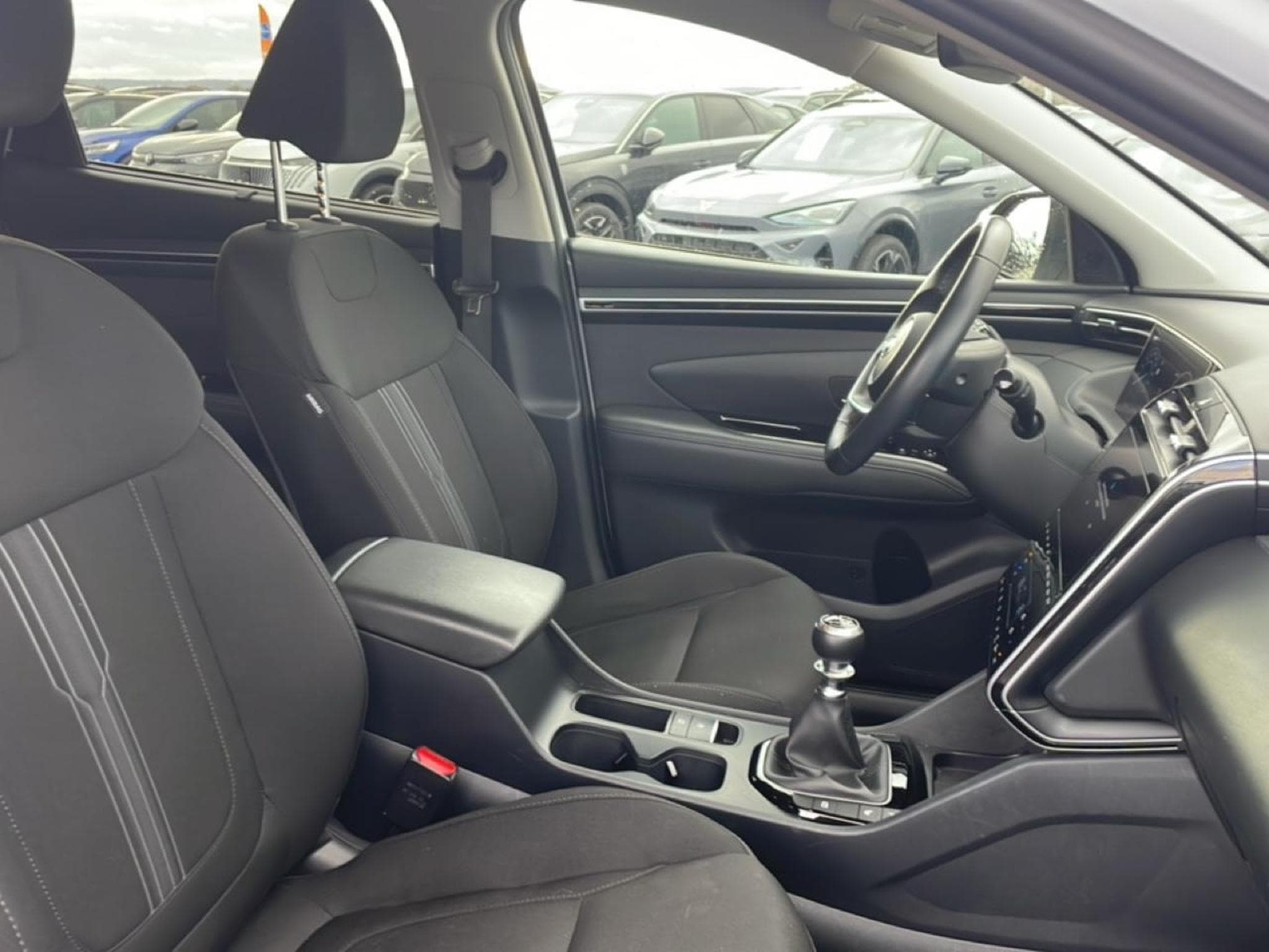 Hyundai TUCSON 1.6 T-GDI 150 HYBRID 48V CREATIVE (2022) - Photo 18