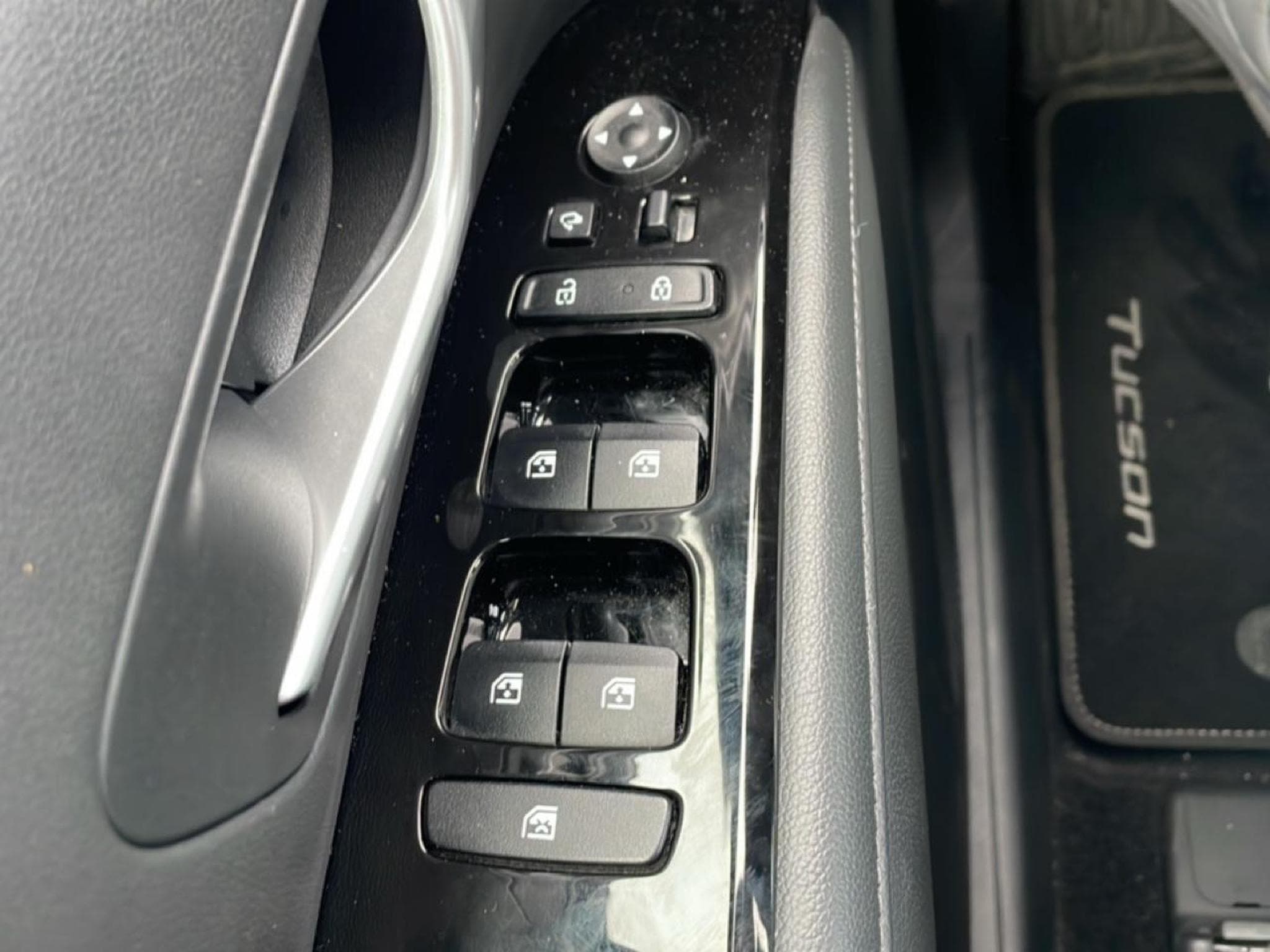Hyundai TUCSON 1.6 T-GDI 150 HYBRID 48V CREATIVE (2022) - Photo 19