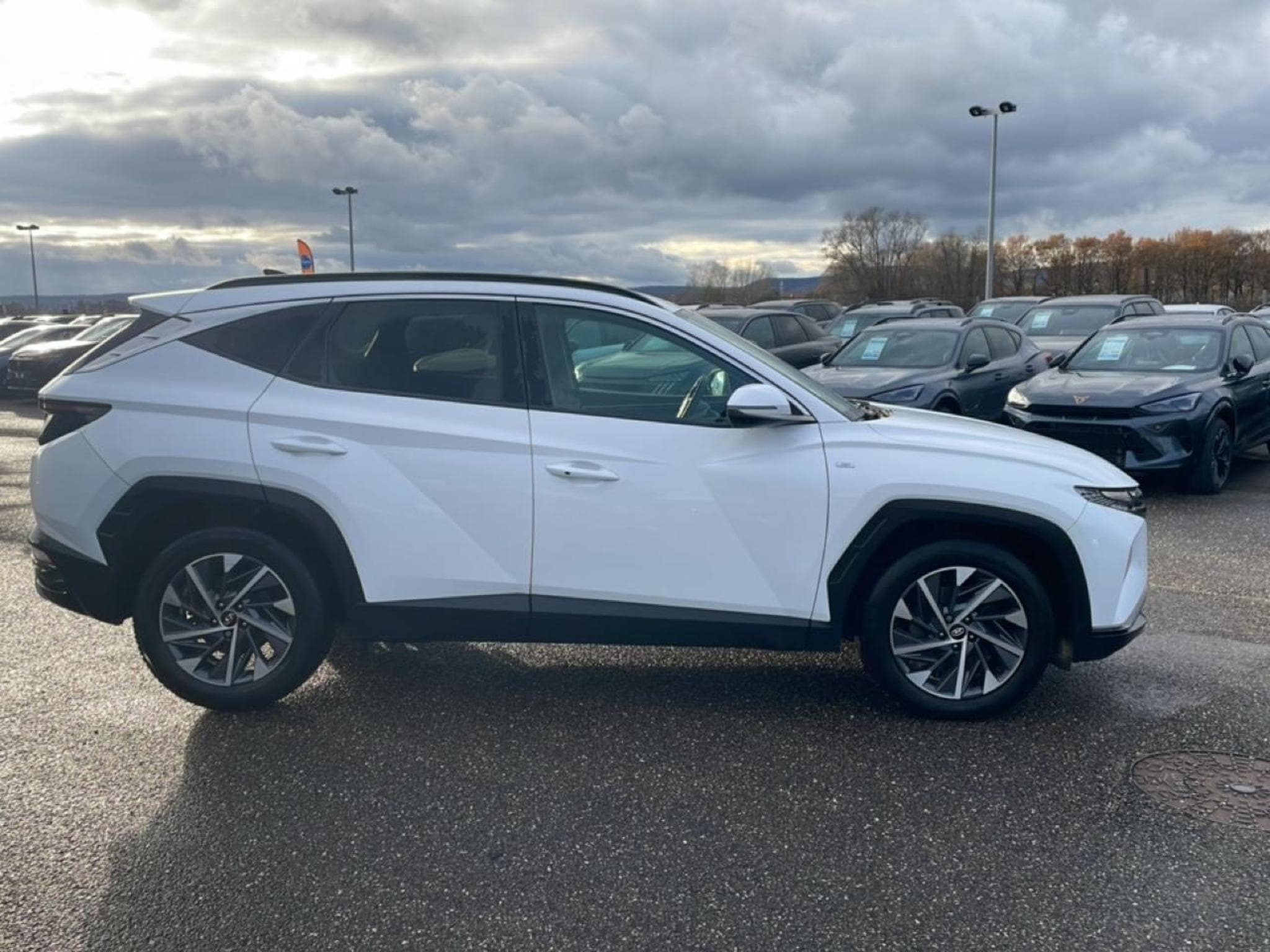 Hyundai TUCSON 1.6 T-GDI 150 HYBRID 48V CREATIVE (2022) - Photo 4