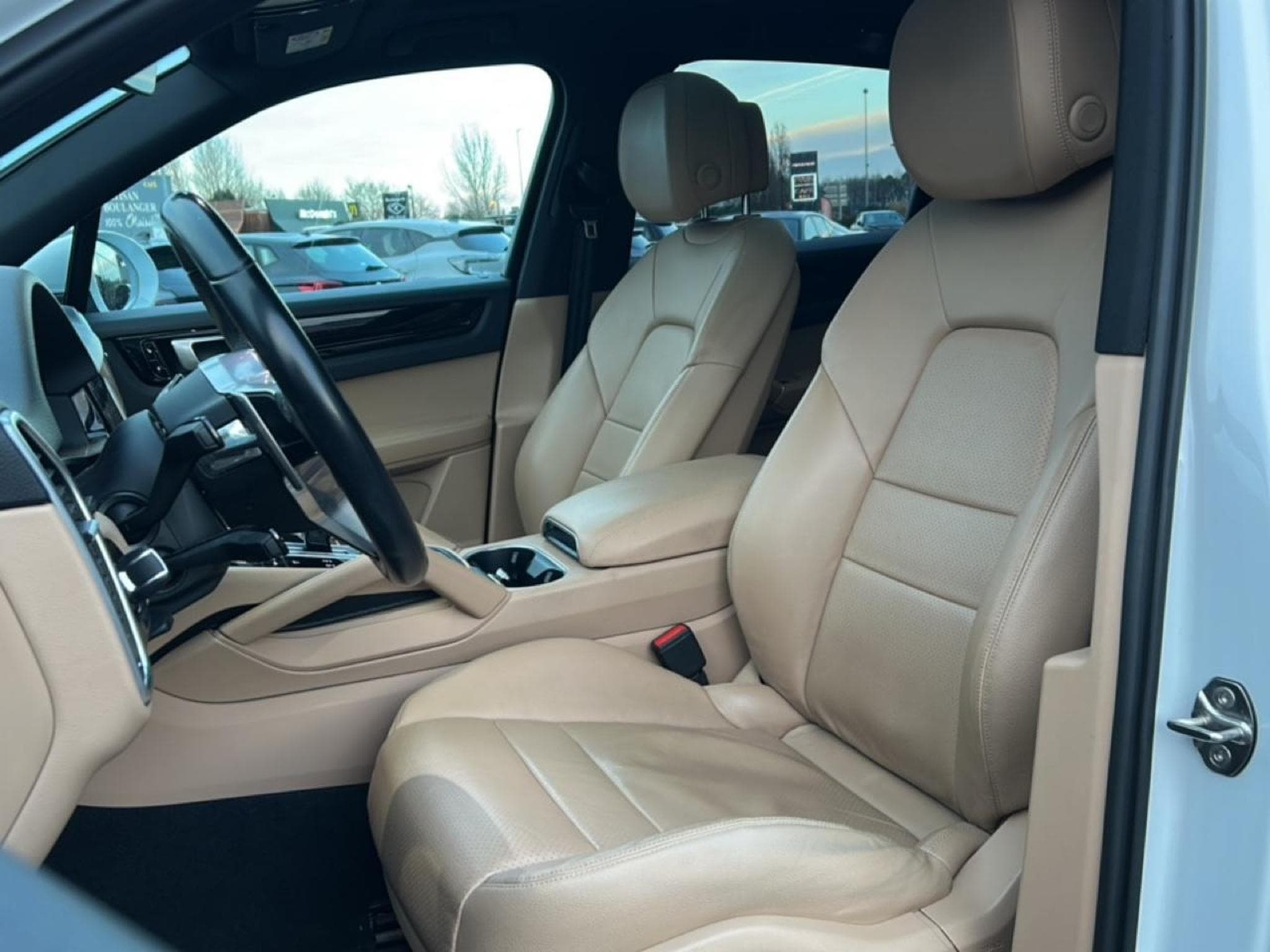 Porsche CAYENNE (9YA) 3.0 V6 340 (2018) - Photo 11