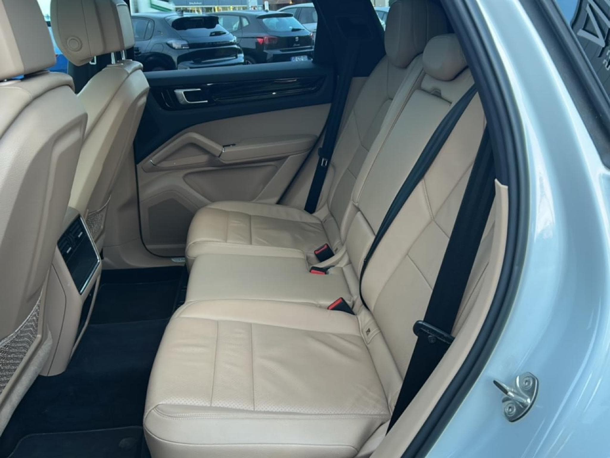 Porsche CAYENNE (9YA) 3.0 V6 340 (2018) - Photo 12