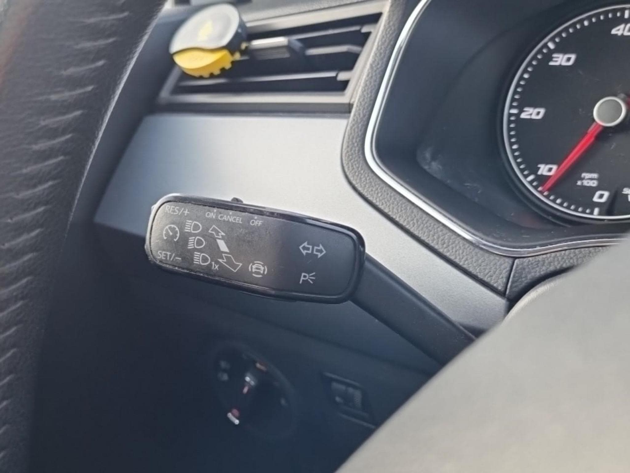 Seat ARONA 1.6 TDI 115 STYLE (2019) - Foto 18