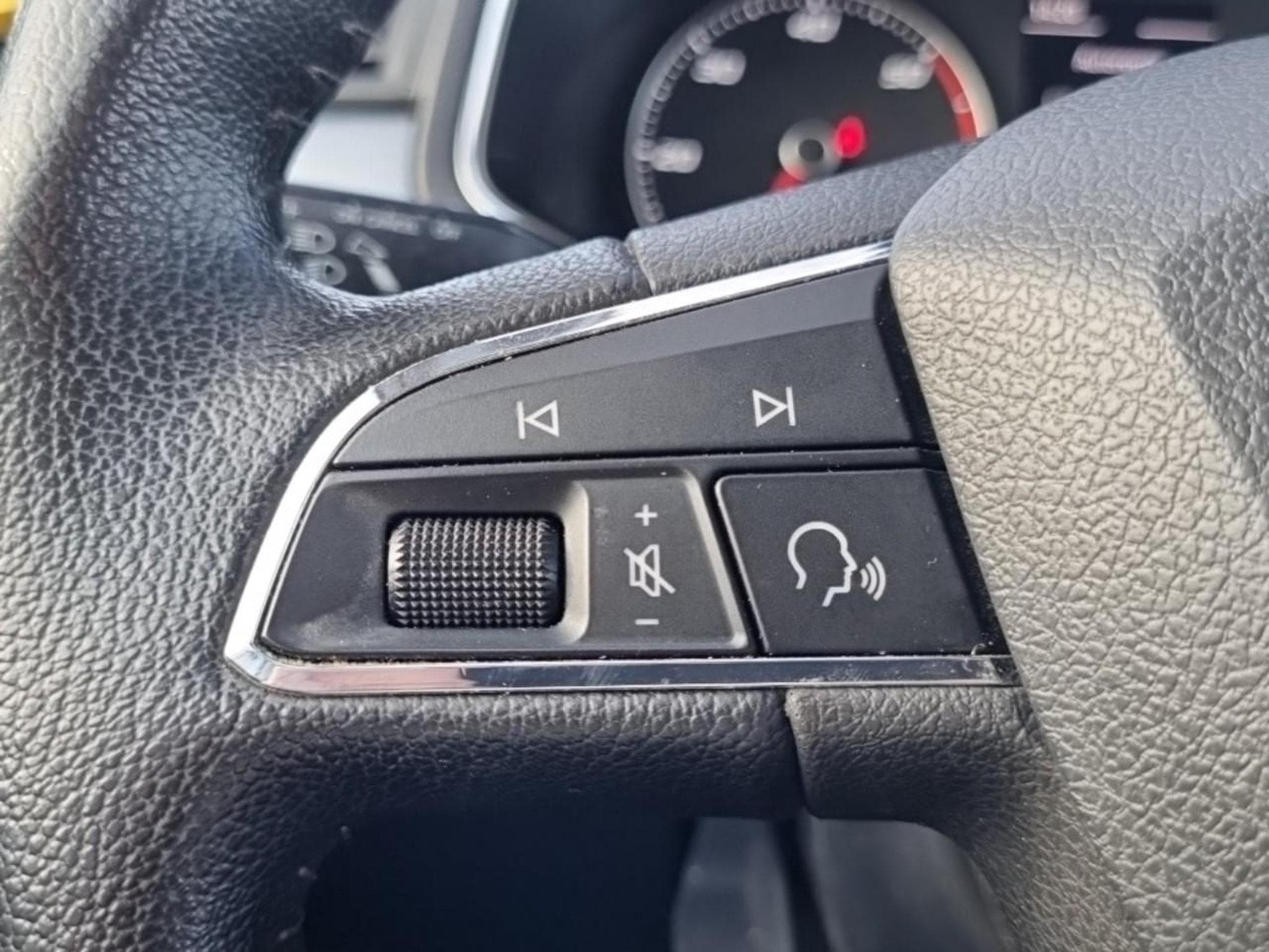 Seat ARONA 1.6 TDI 115 STYLE (2019) - Foto 19