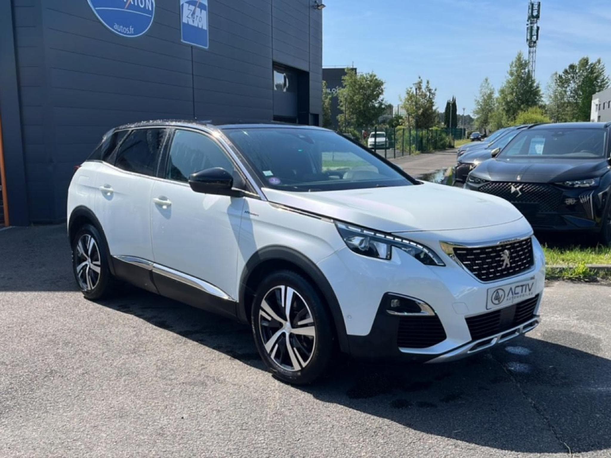Peugeot 3008 HYBRID4 300CH GT LINE E-EAT8 (2020) - Photo 3