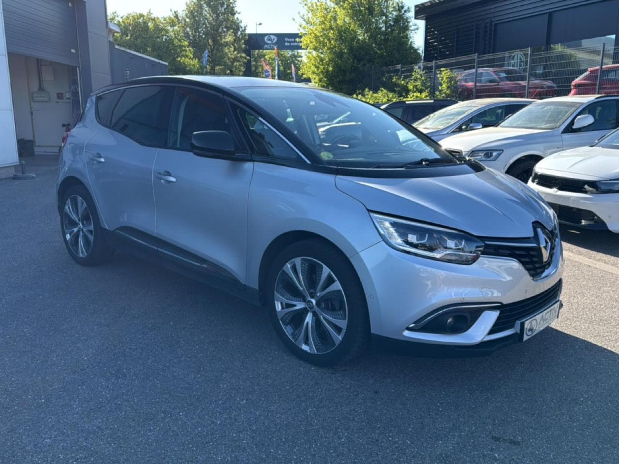 Renault SCENIC IV 1.6 DCI 130 ENERGY INTENS (2017) - Foto 3