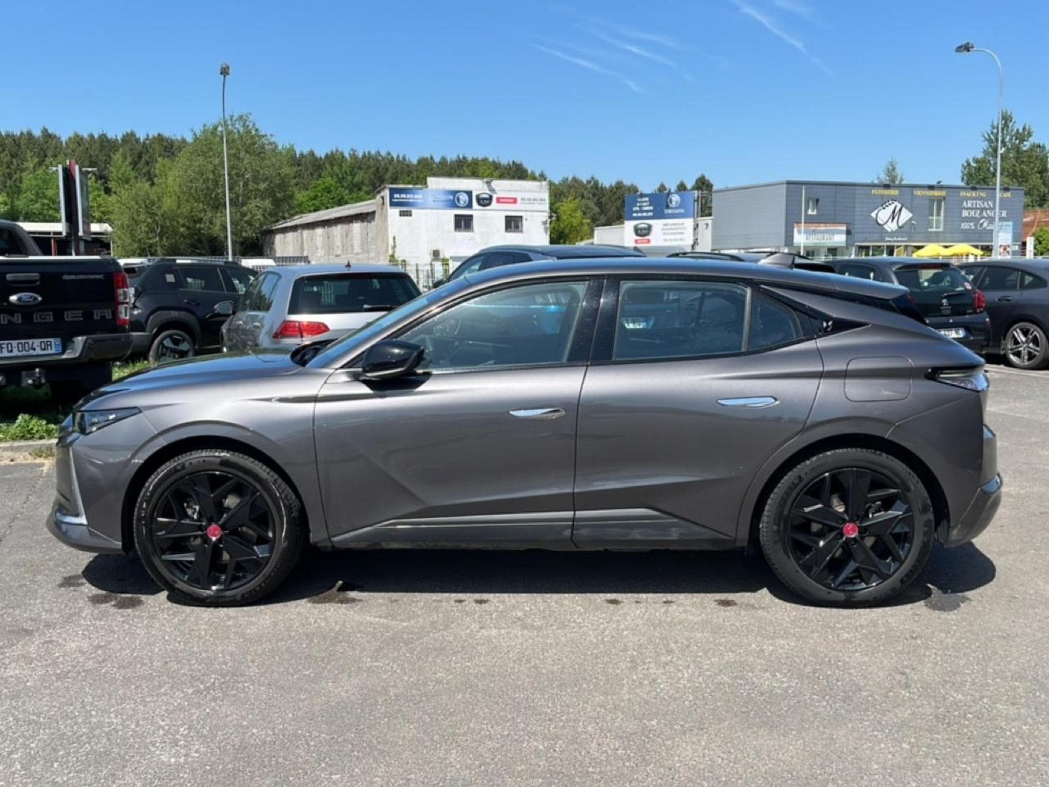 DS Automobiles DS4 E-TENSE 225 PERFORMANCE LINE + (2023) - Foto 8