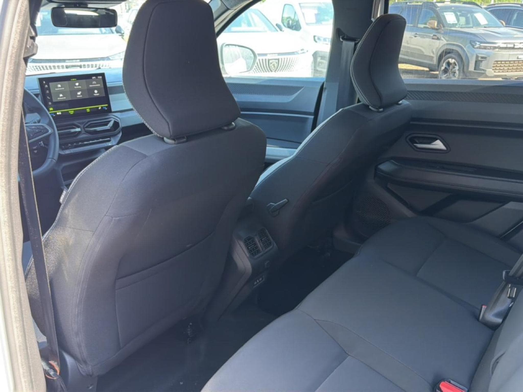 Dacia BIGSTER 1.2 MILD HYBRID 140 JOURNEY (2026) - Foto 13