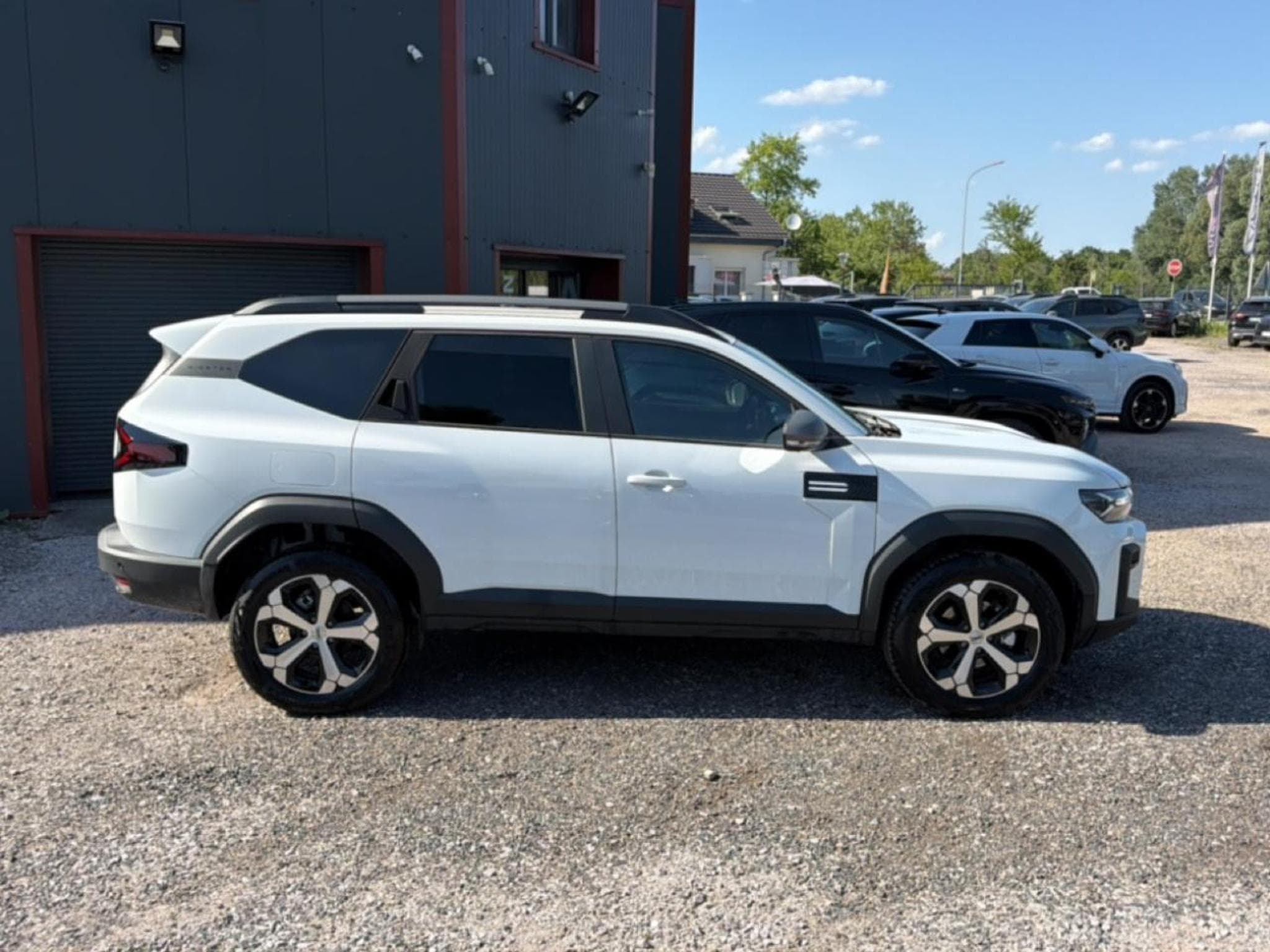 Dacia BIGSTER 1.2 MILD HYBRID 140 JOURNEY (2026) - Foto 4