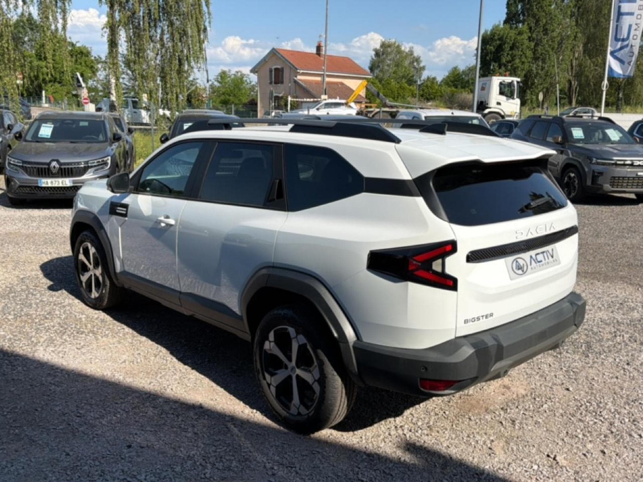 Dacia BIGSTER 1.2 MILD HYBRID 140 JOURNEY (2026) - Foto 7