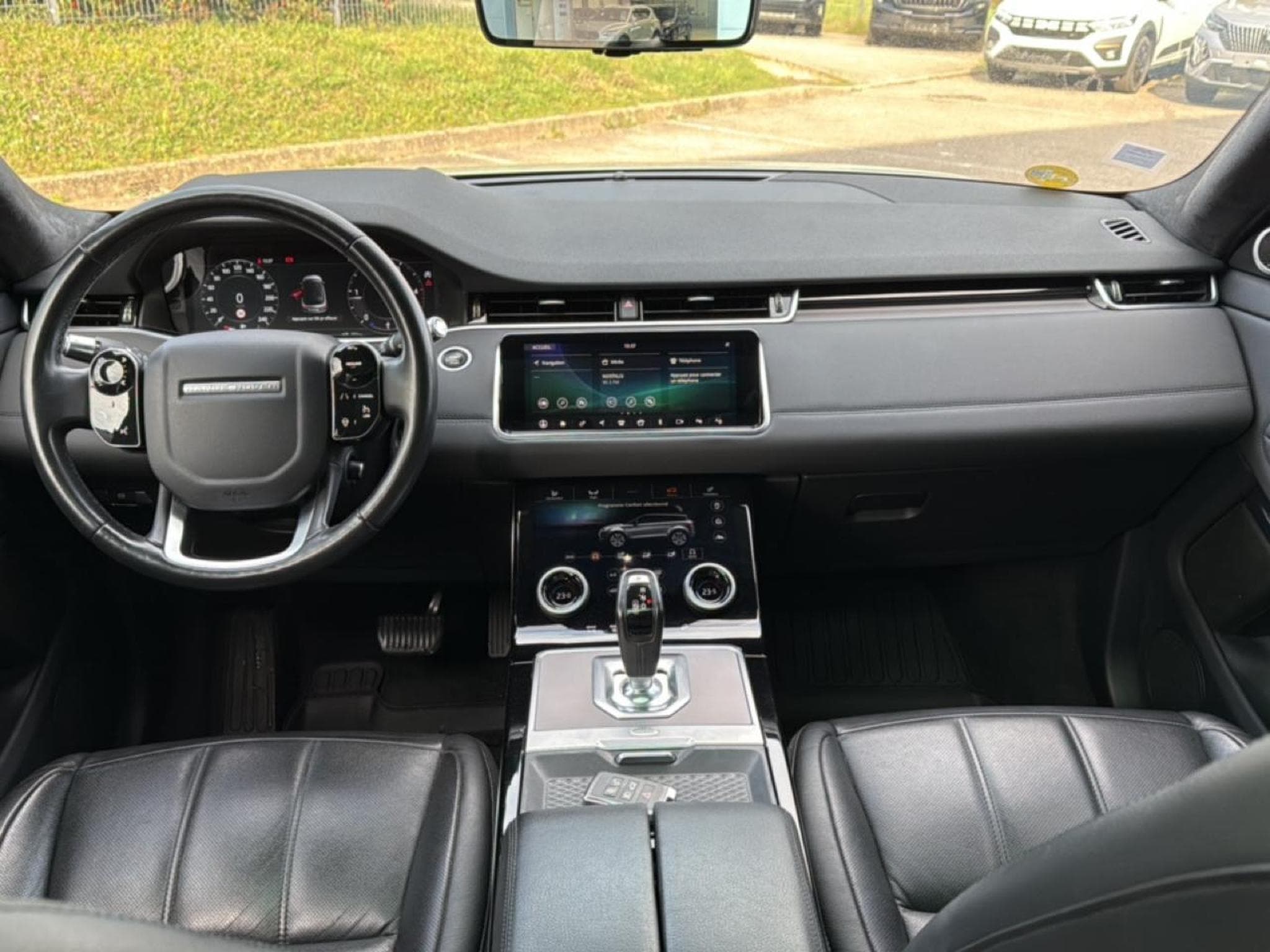 Land-Rover RANGE ROVER EVOQUE 2.0 D 180 SE AWD BVA (2019) - Foto 12