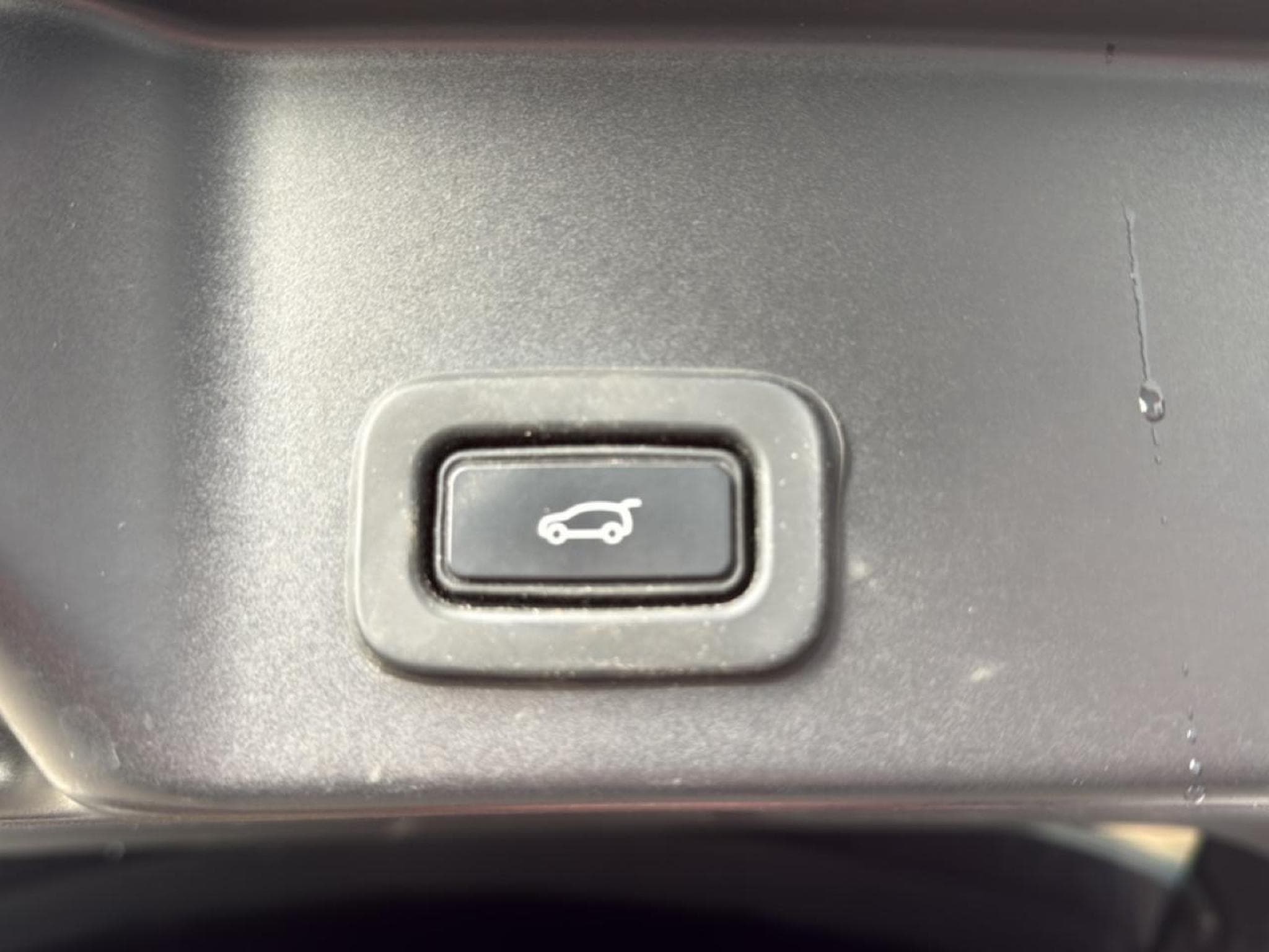 Land-Rover RANGE ROVER EVOQUE 2.0 D 180 SE AWD BVA (2019) - Foto 8