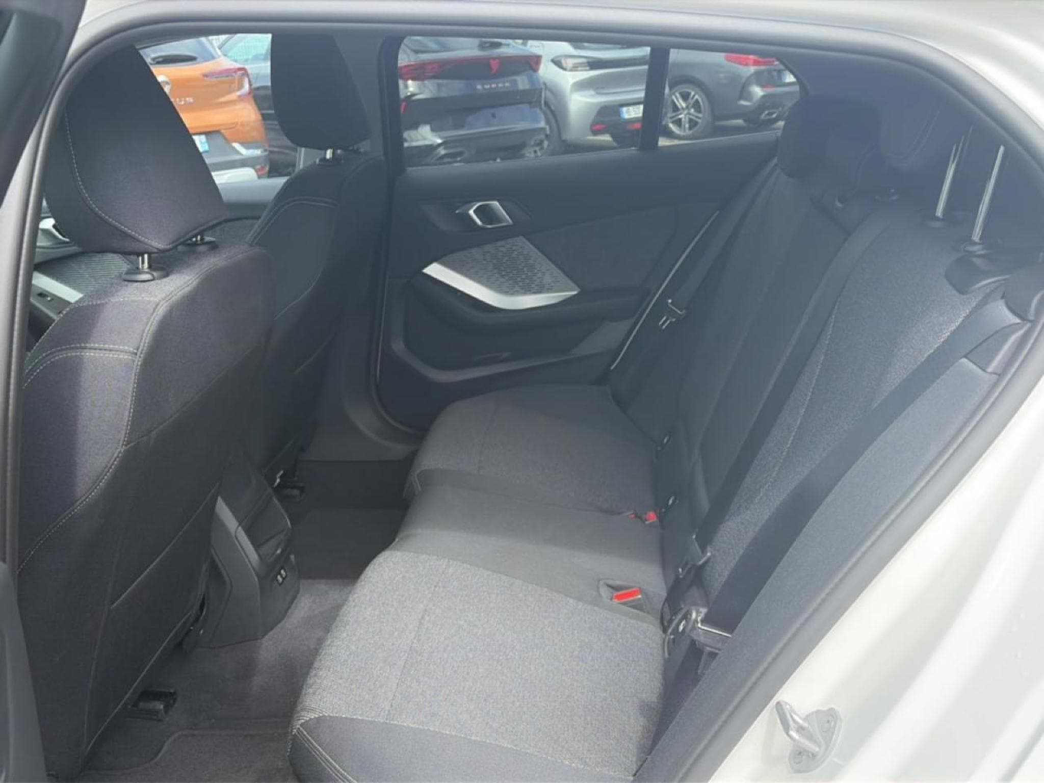 Bmw SERIE 1 (F70) 120DA 163 M SPORT DESIGN DKG7 (2025) - Foto 14