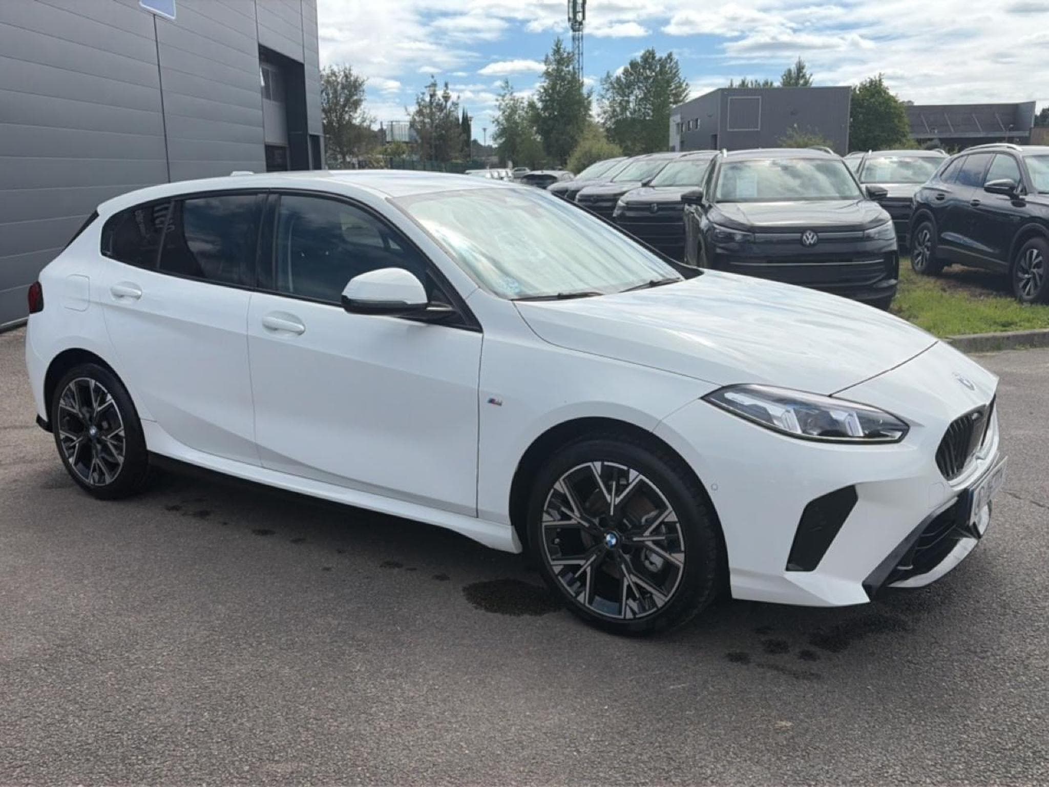 Bmw SERIE 1 (F70) 120DA 163 M SPORT DESIGN DKG7 (2025) - Foto 3
