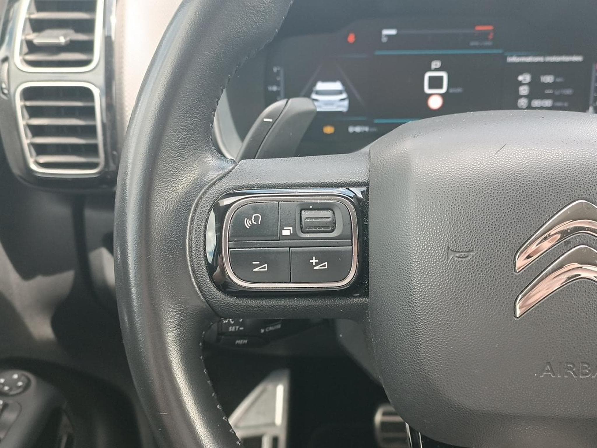 Citroen C5 AIRCROSS BLUEHDI 130 SHINE EAT8 (2023) - Foto 15