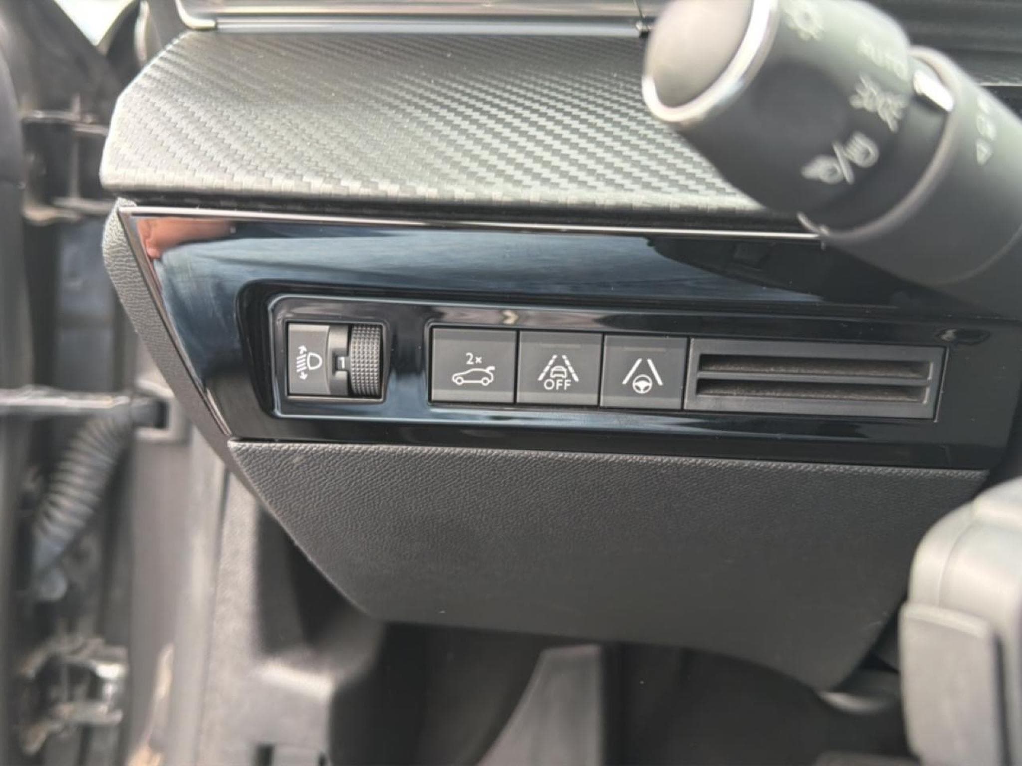 Peugeot 508 BLUEHDI 160 ALLURE BUSINESS EAT8 (2019) - Photo 12