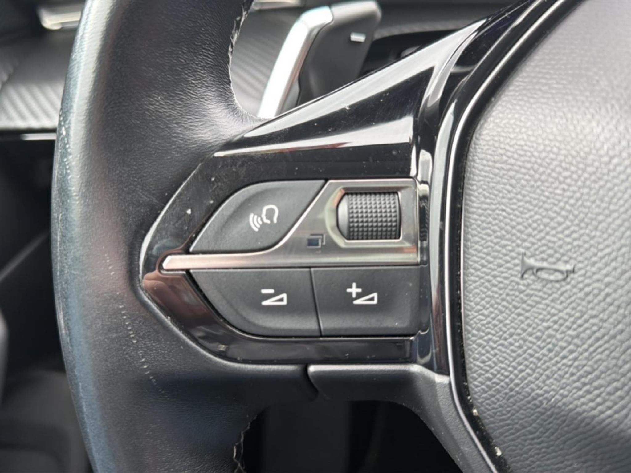 Peugeot 508 BLUEHDI 160 ALLURE BUSINESS EAT8 (2019) - Photo 13