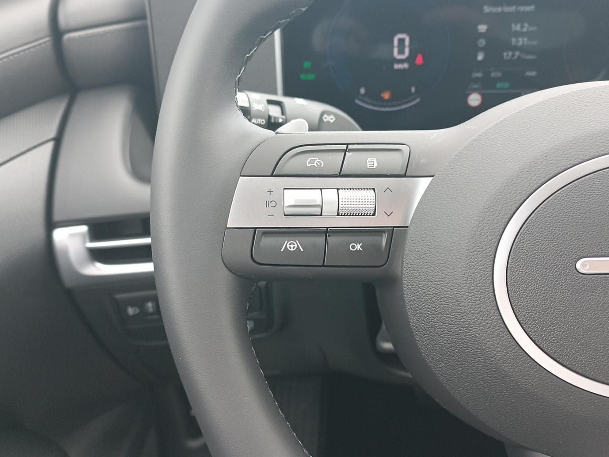 Hyundai TUCSON 1.6 T-GDI 239 HYBRID INTUITIVE (2026) - Foto 16