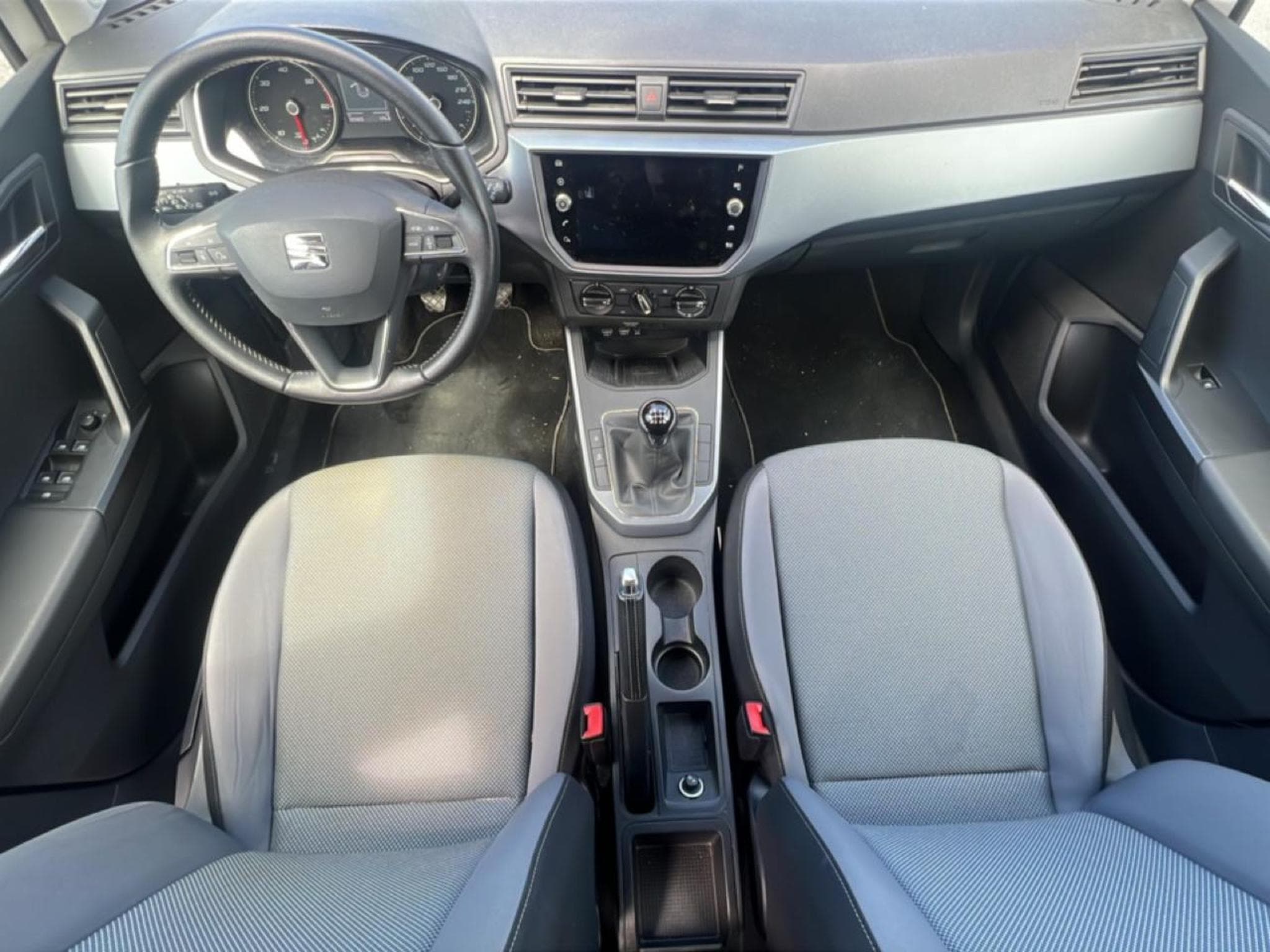 Seat ARONA 1.6 TDI 115 STYLE (2018) - Foto 9