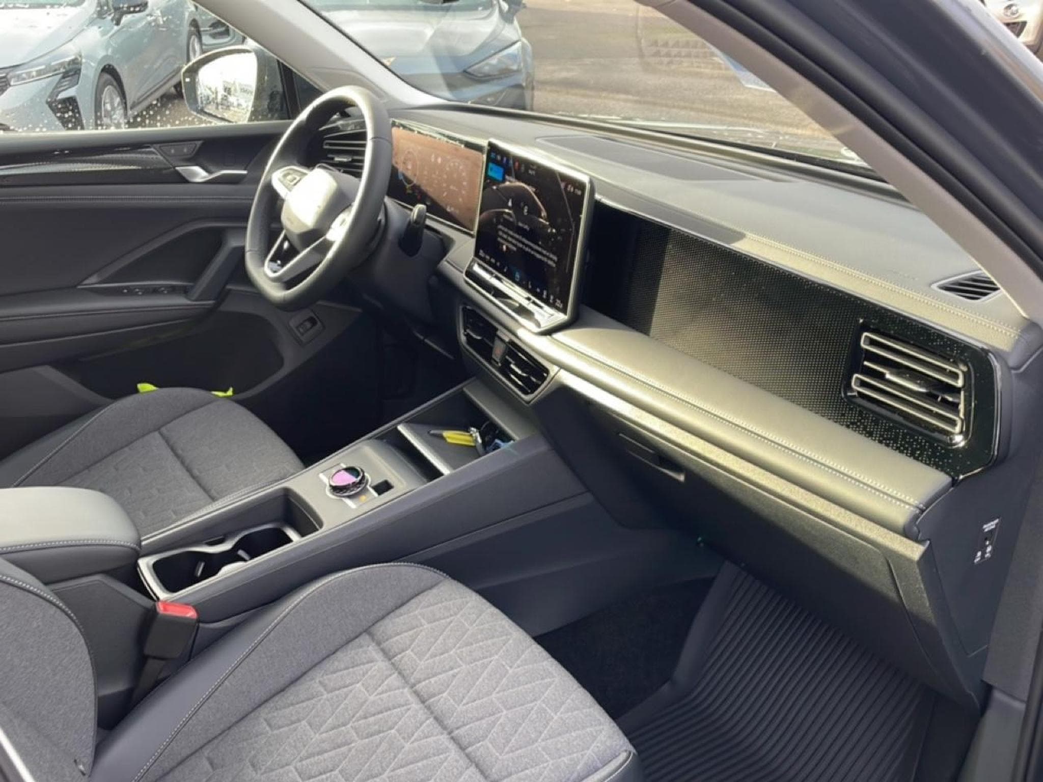 VW TIGUAN 1.5 ETSI 150 LIFE DSG7 (2025) - Foto 15
