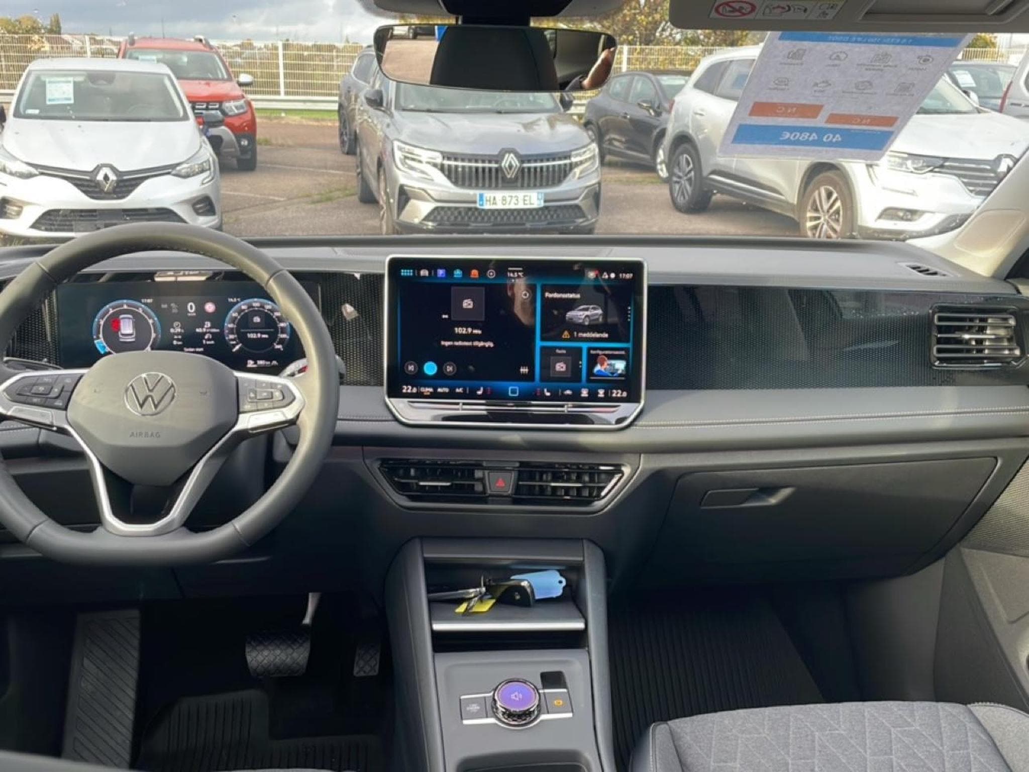 VW TIGUAN 1.5 ETSI 150 LIFE DSG7 (2025) - Foto 9
