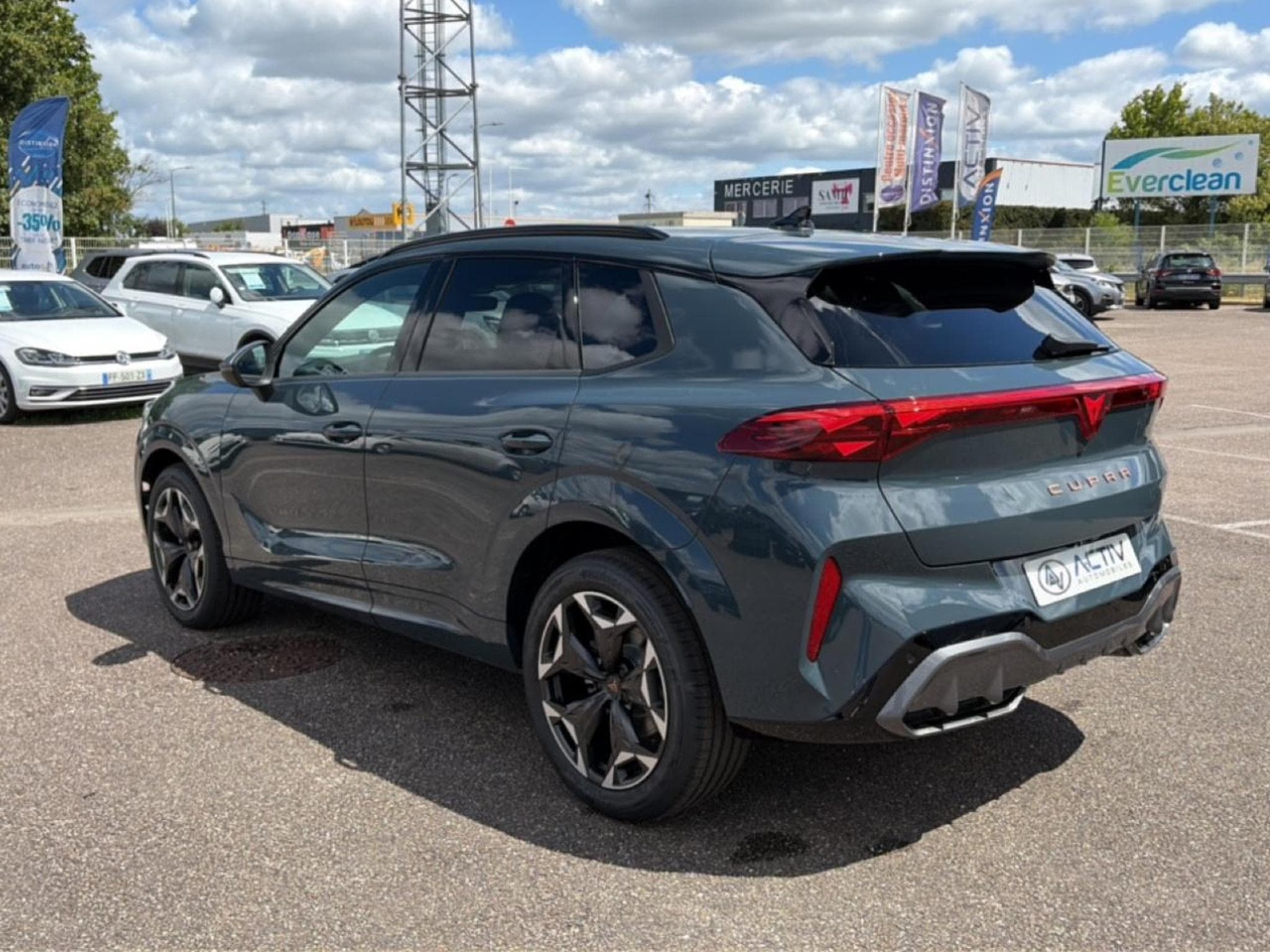 Cupra TERRAMAR 1.5 ETSI HYBRID 150 V DSG7 (2026) - Photo 7