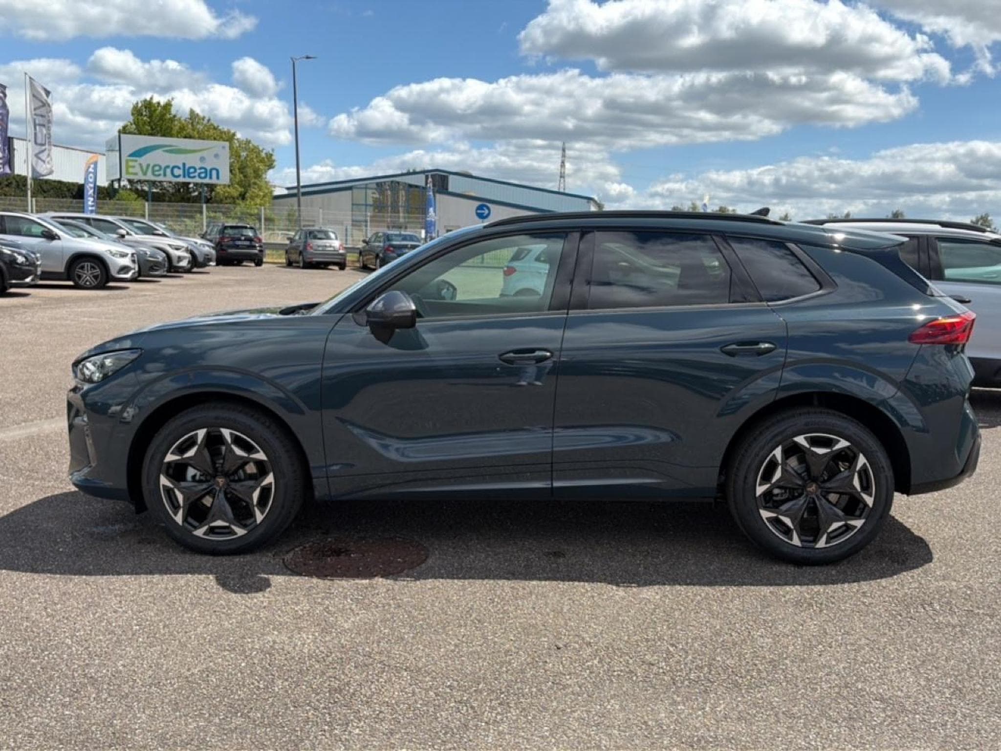 Cupra TERRAMAR 1.5 ETSI HYBRID 150 V DSG7 (2026) - Photo 8
